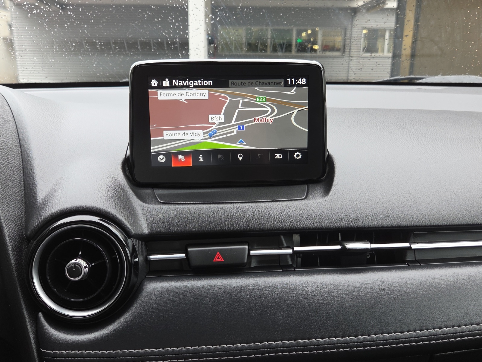 MAZDA 2 G 90 Revolution-image-12
