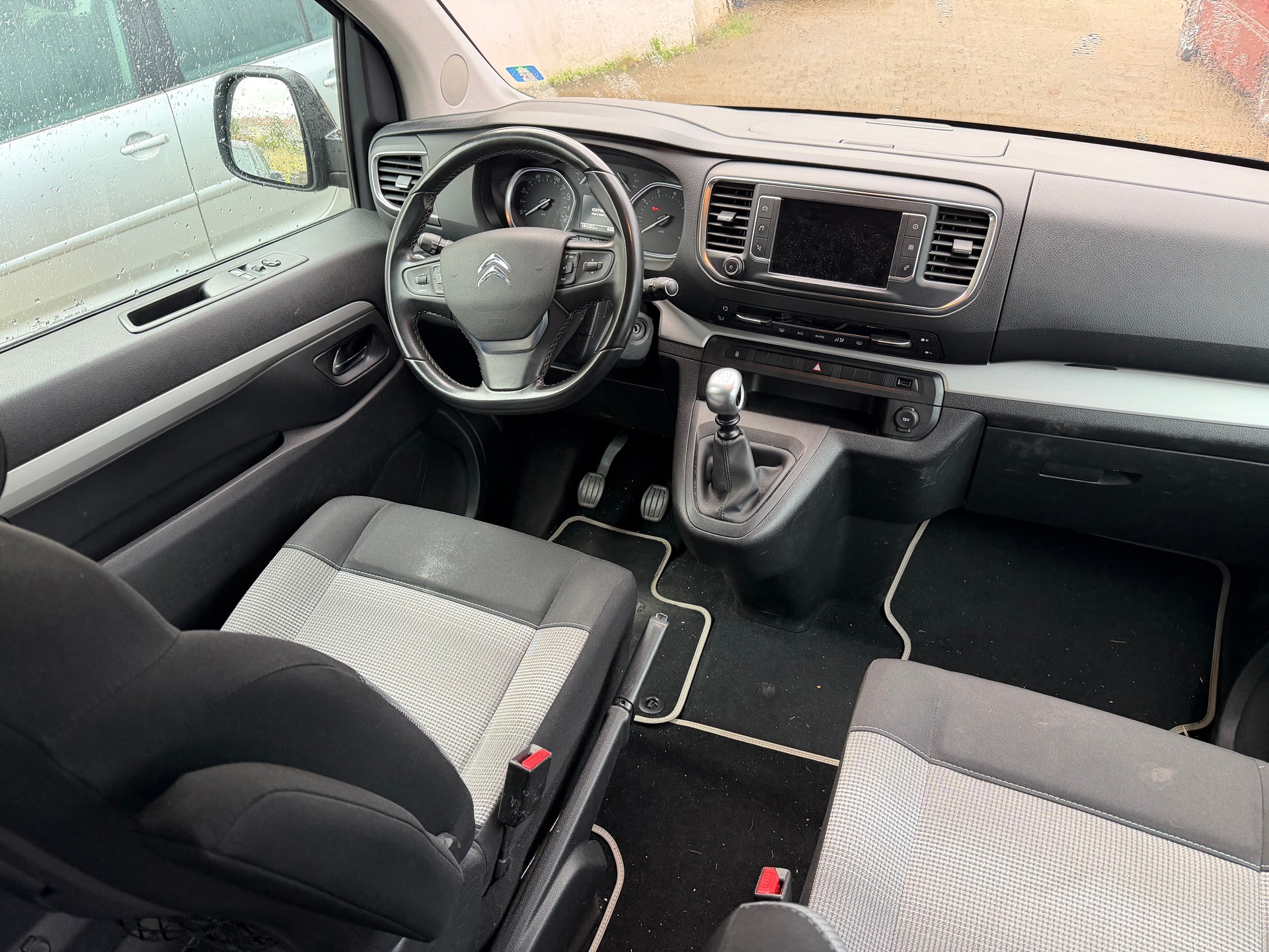 CITROEN Spacetourer 2.0 BlueHDi Business Lounge M-image-9