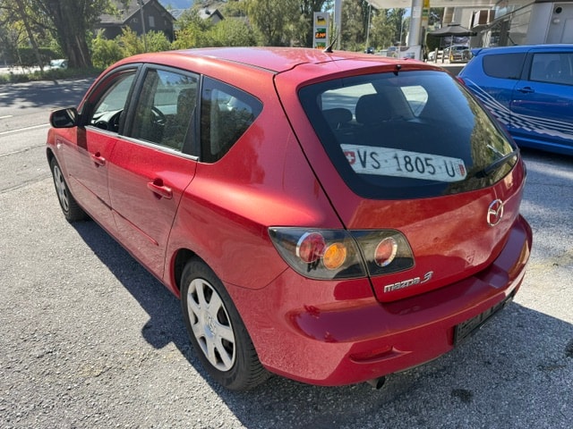 MAZDA 3 1.6 16V Confort-image-9