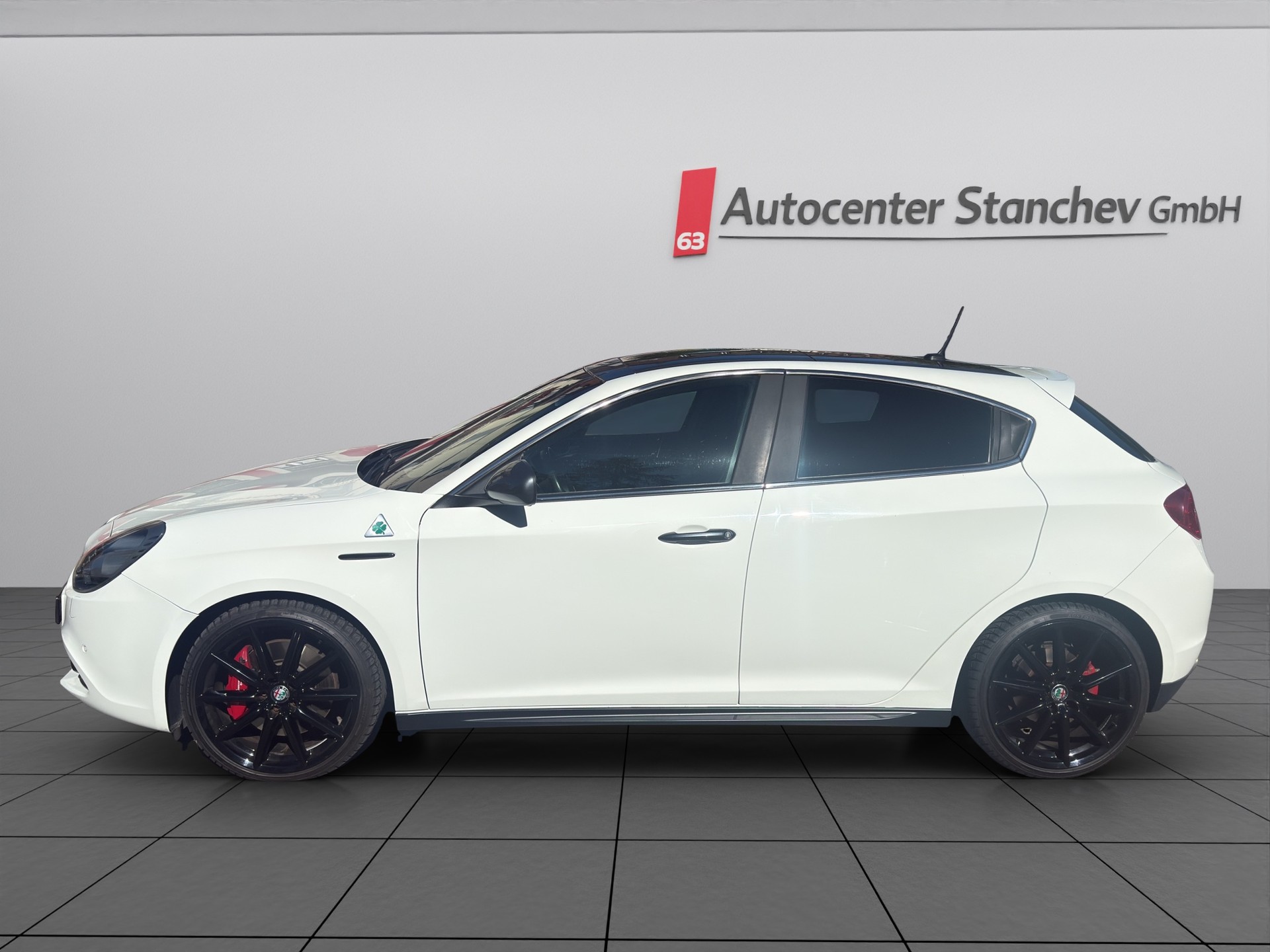 ALFA ROMEO Giulietta 1750 TBi Quadrifoglio Verde TCT-image-2