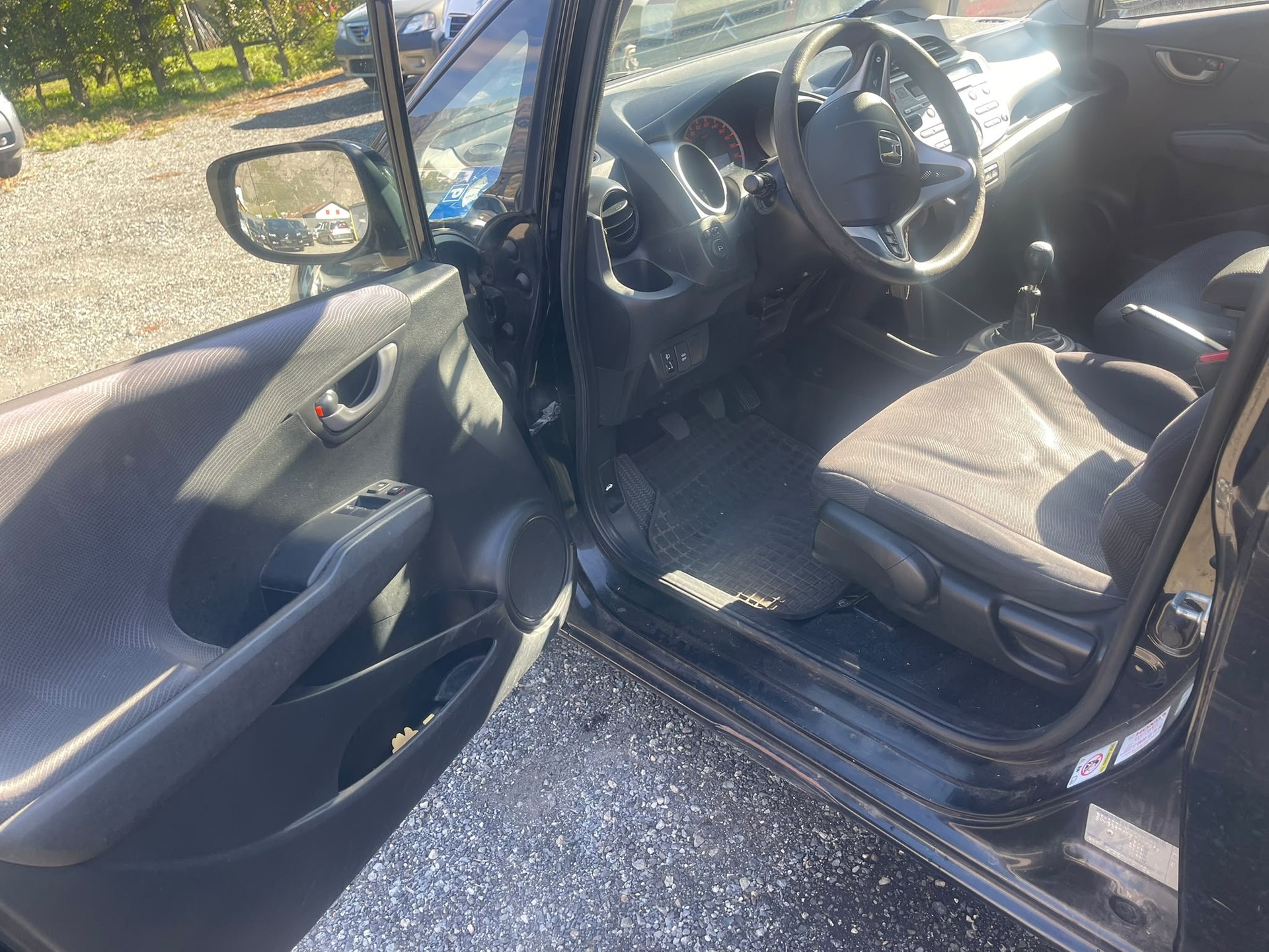 HONDA Jazz 1.4i Elegance i-Shift-image-6