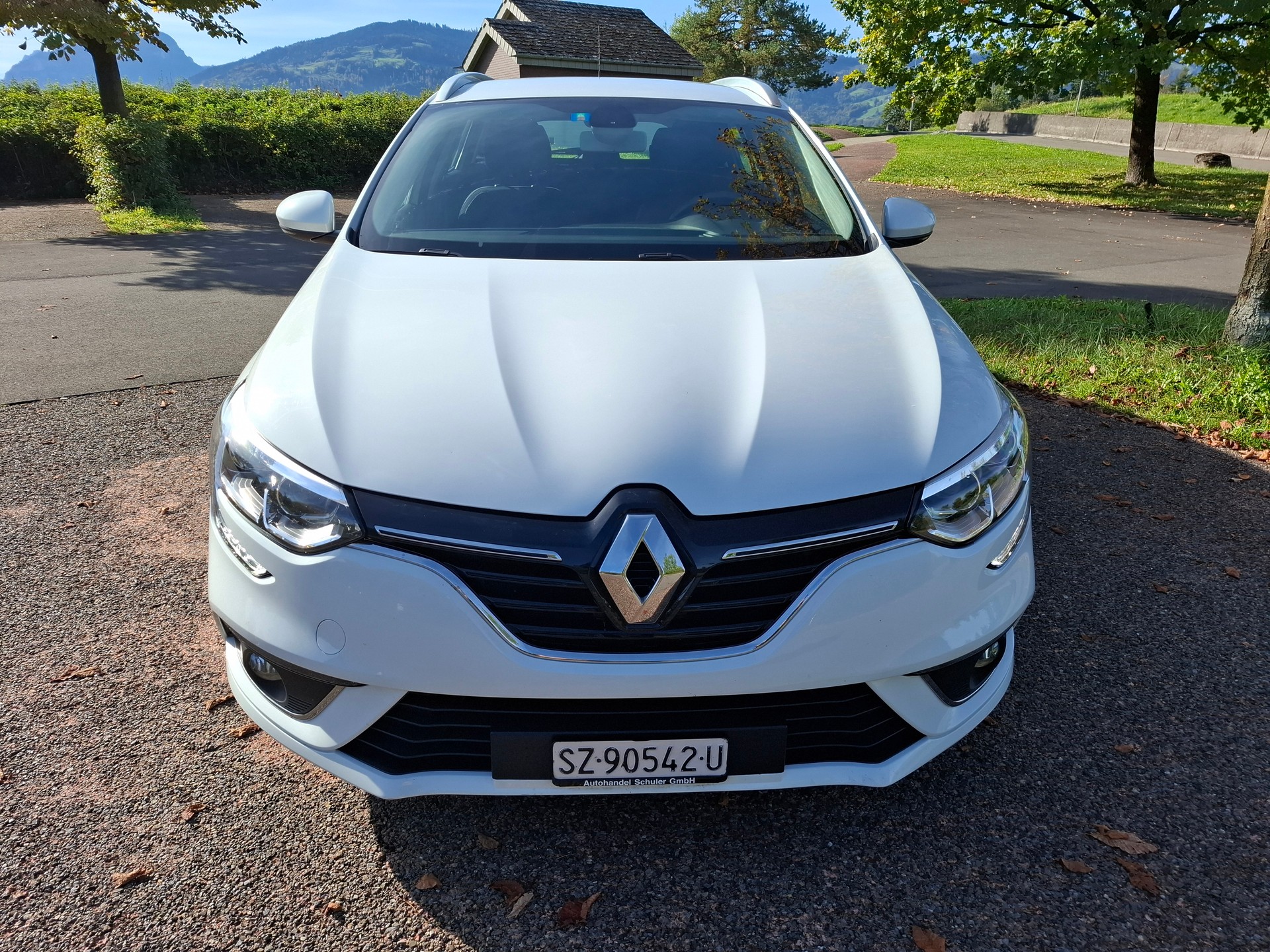RENAULT Mégane Grandtour 1.5 dCi Business EDC-image-1