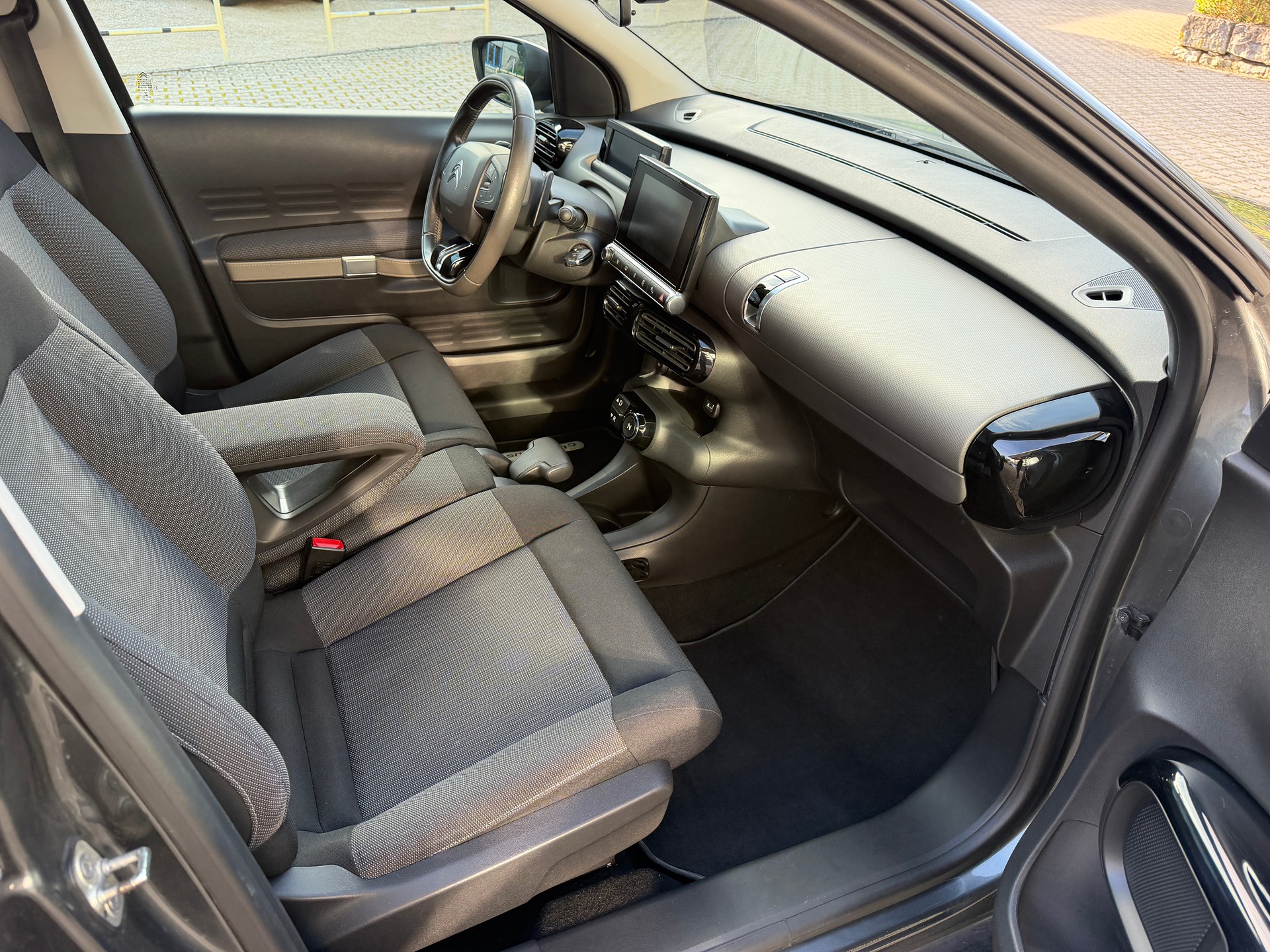 CITROEN C4 Cactus 1.6 e-HDi 90 Shine Ed. ETG-image-8