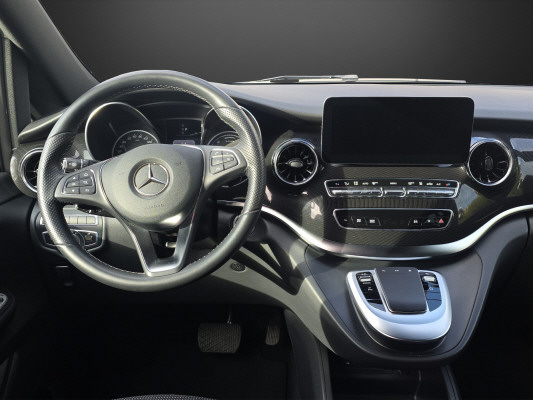 MERCEDES-BENZ EQV 300-image-7