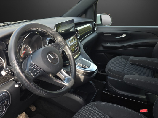 MERCEDES-BENZ EQV 300-image-6