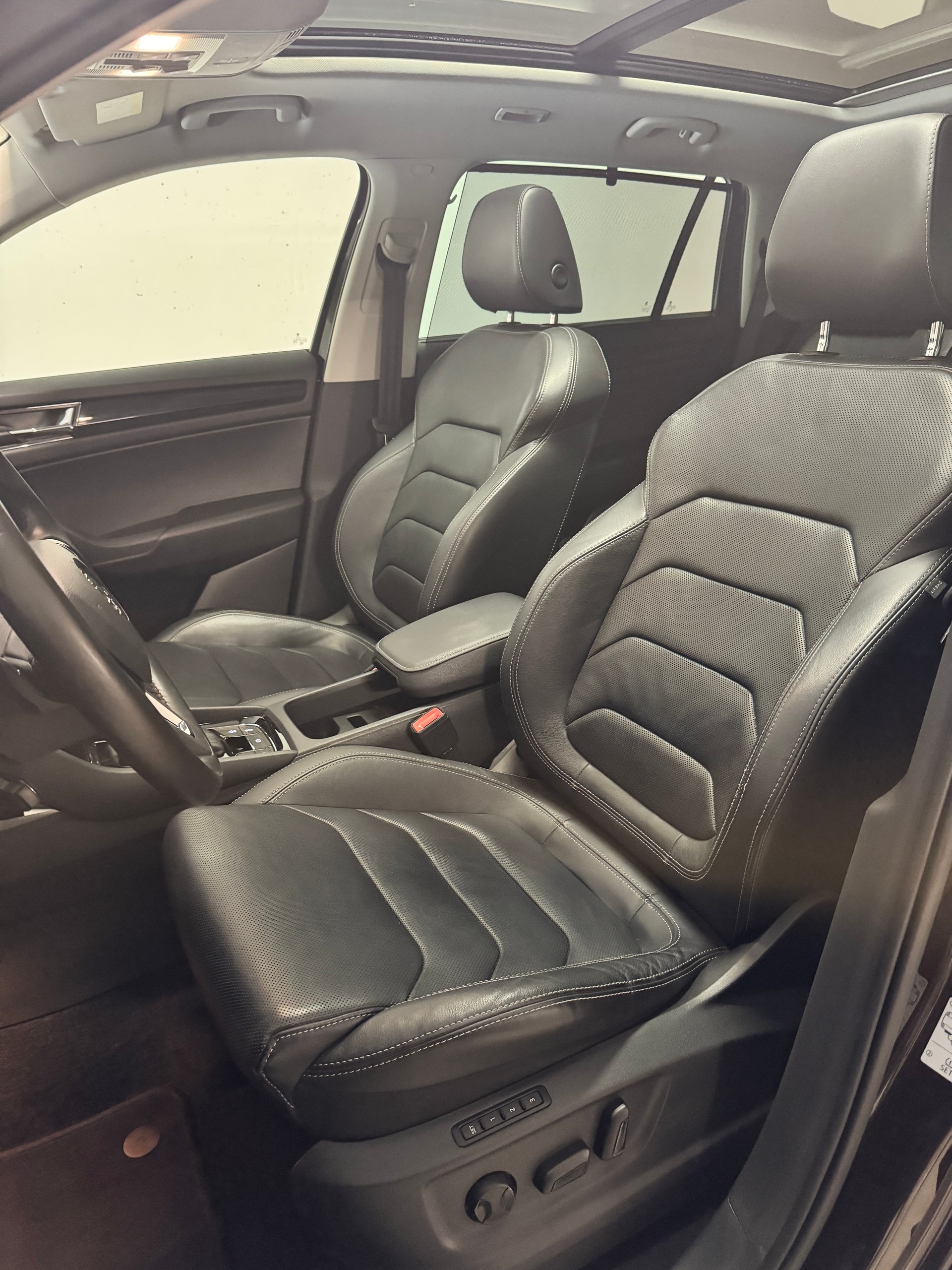 SKODA Kodiaq 2.0 TSI Style DSG 4x4 *AHK* *Erste Hand*-image-7
