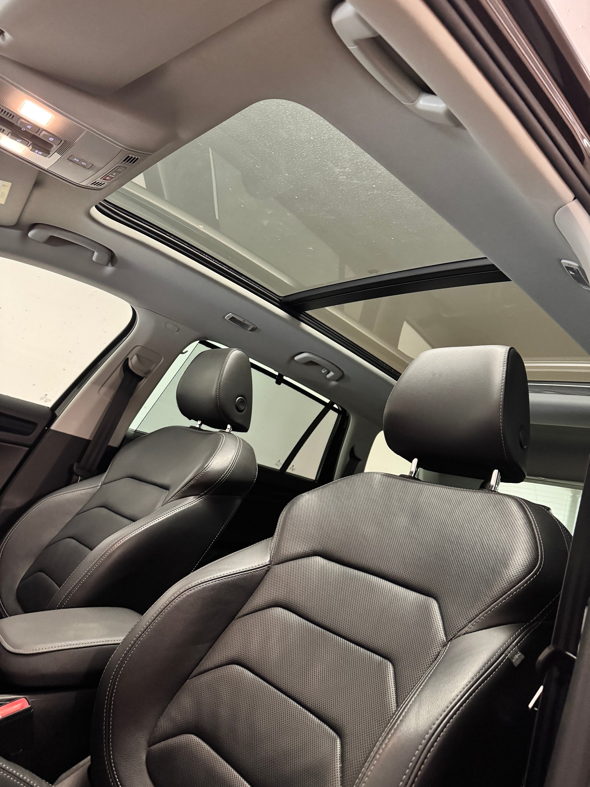 SKODA Kodiaq 2.0 TSI Style DSG 4x4 *AHK* *Erste Hand*-image-8