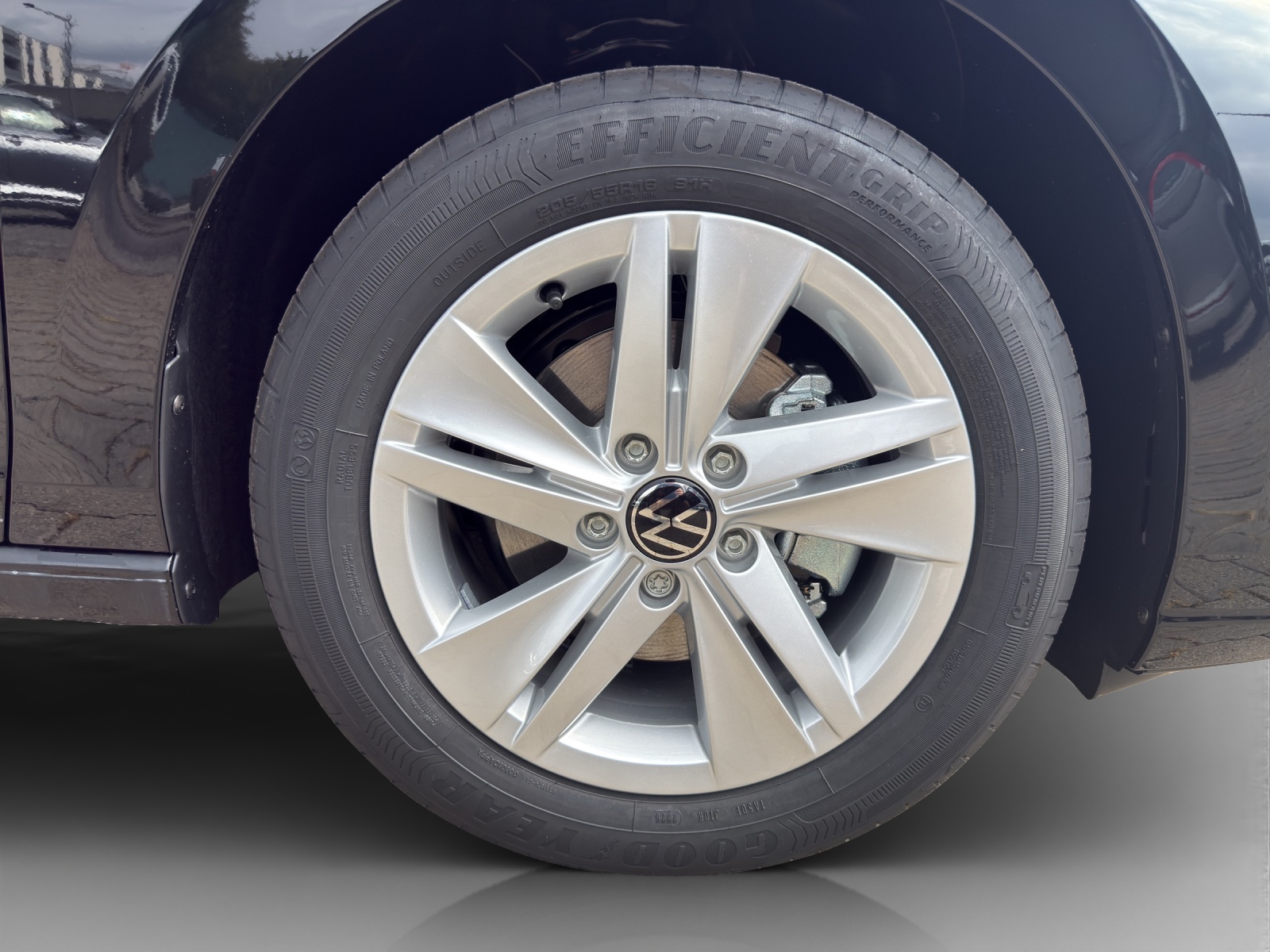 VW Golf 1.5 e TSI mHEV Value DSG-image-13