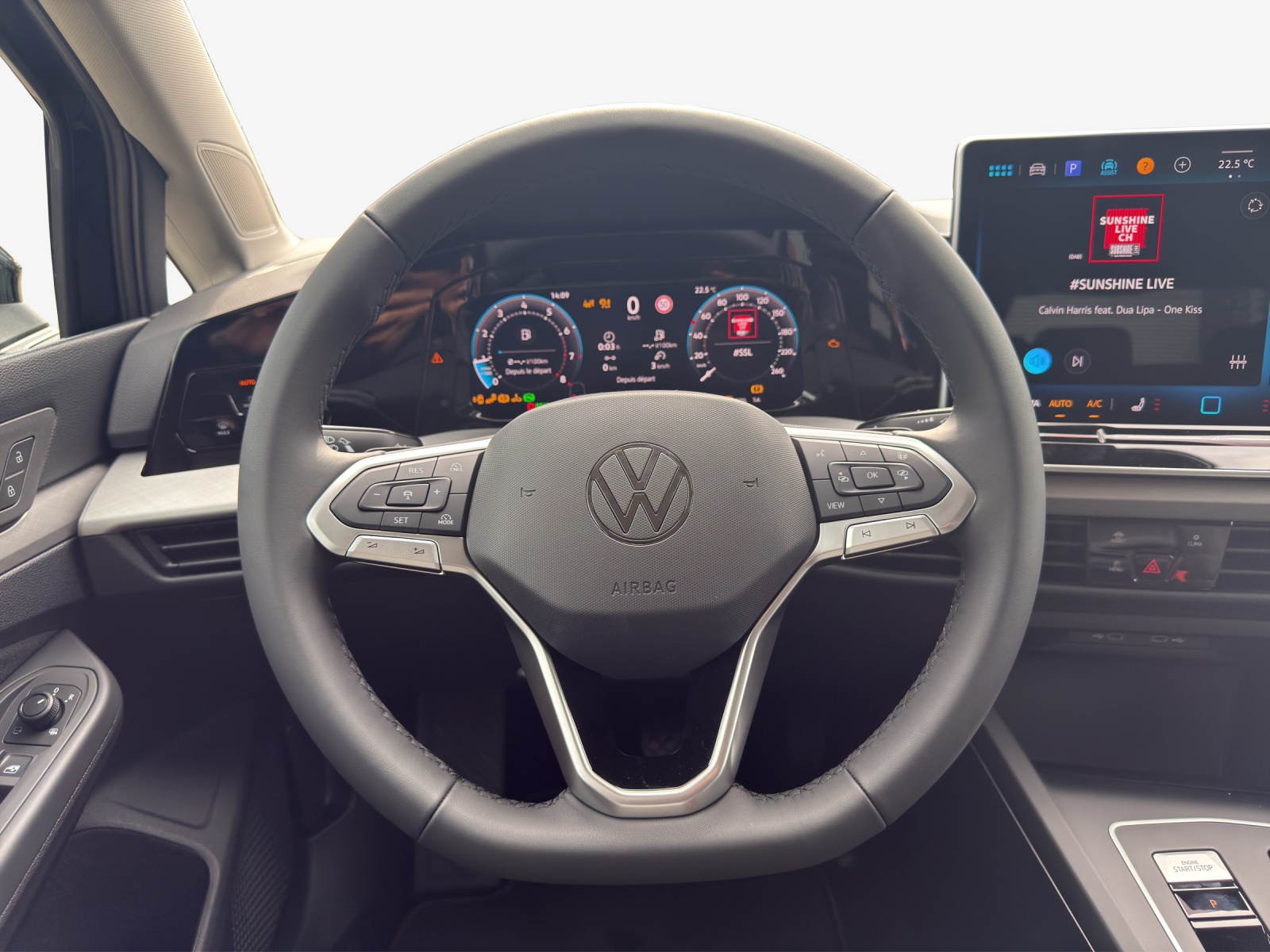 VW Golf 1.5 e TSI mHEV Value DSG-image-9
