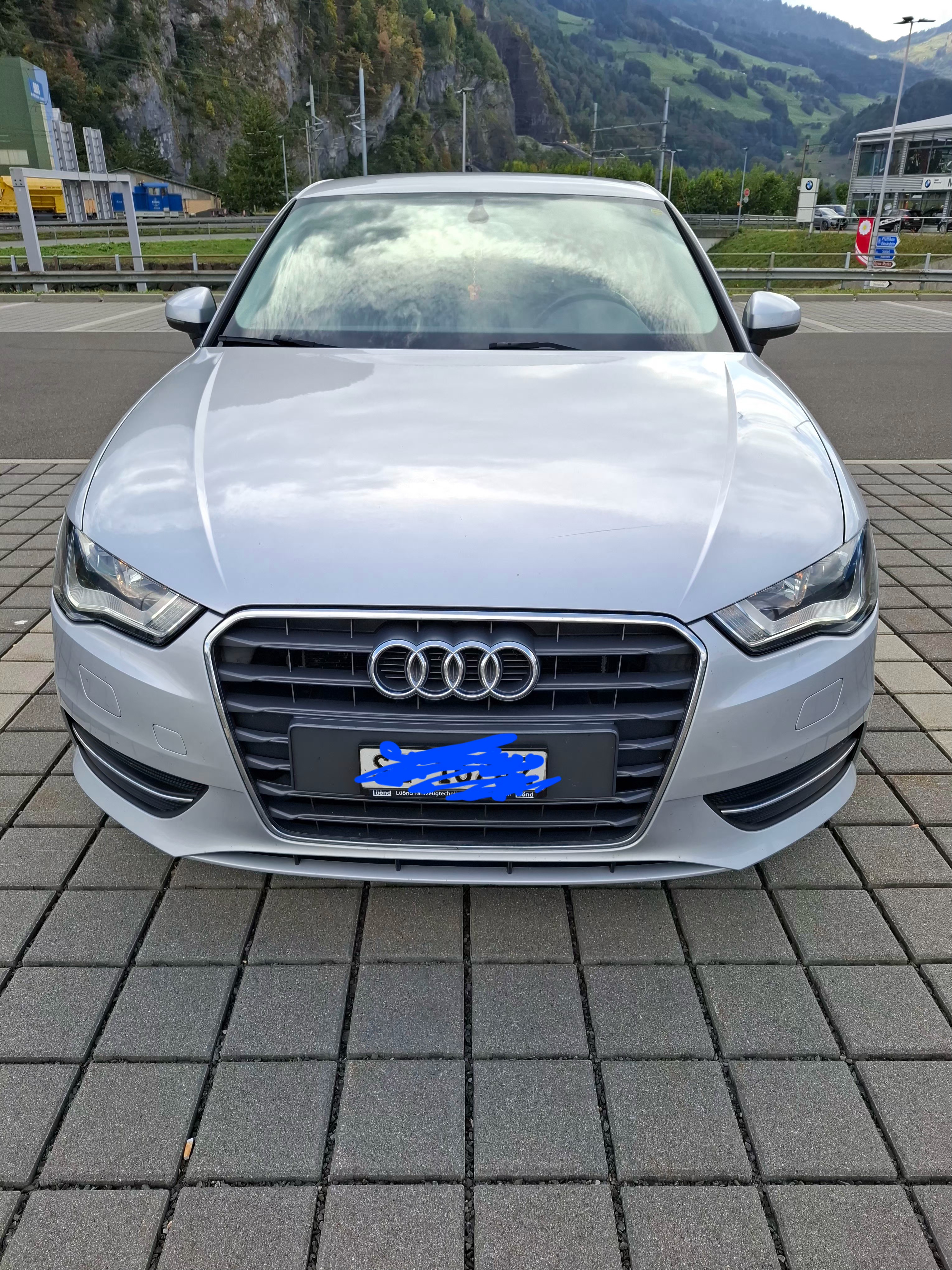 Car photo