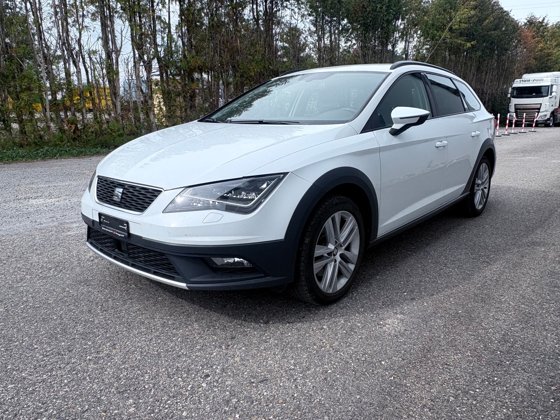 SEAT Leon ST 2.0 TDI X-Perience 4Drive DSG Neue MFK-image-2