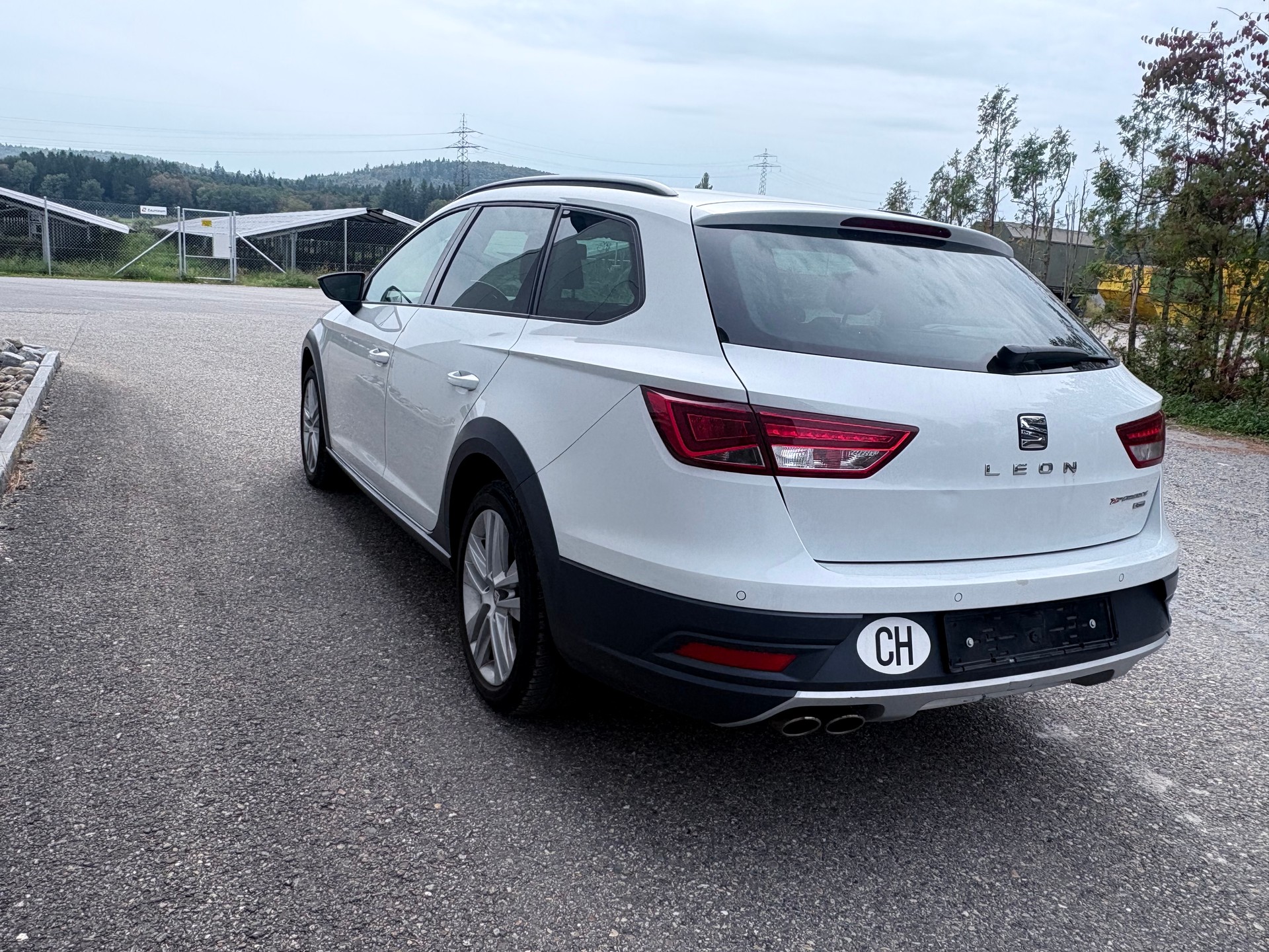 SEAT Leon ST 2.0 TDI X-Perience 4Drive DSG Neue MFK-image-3