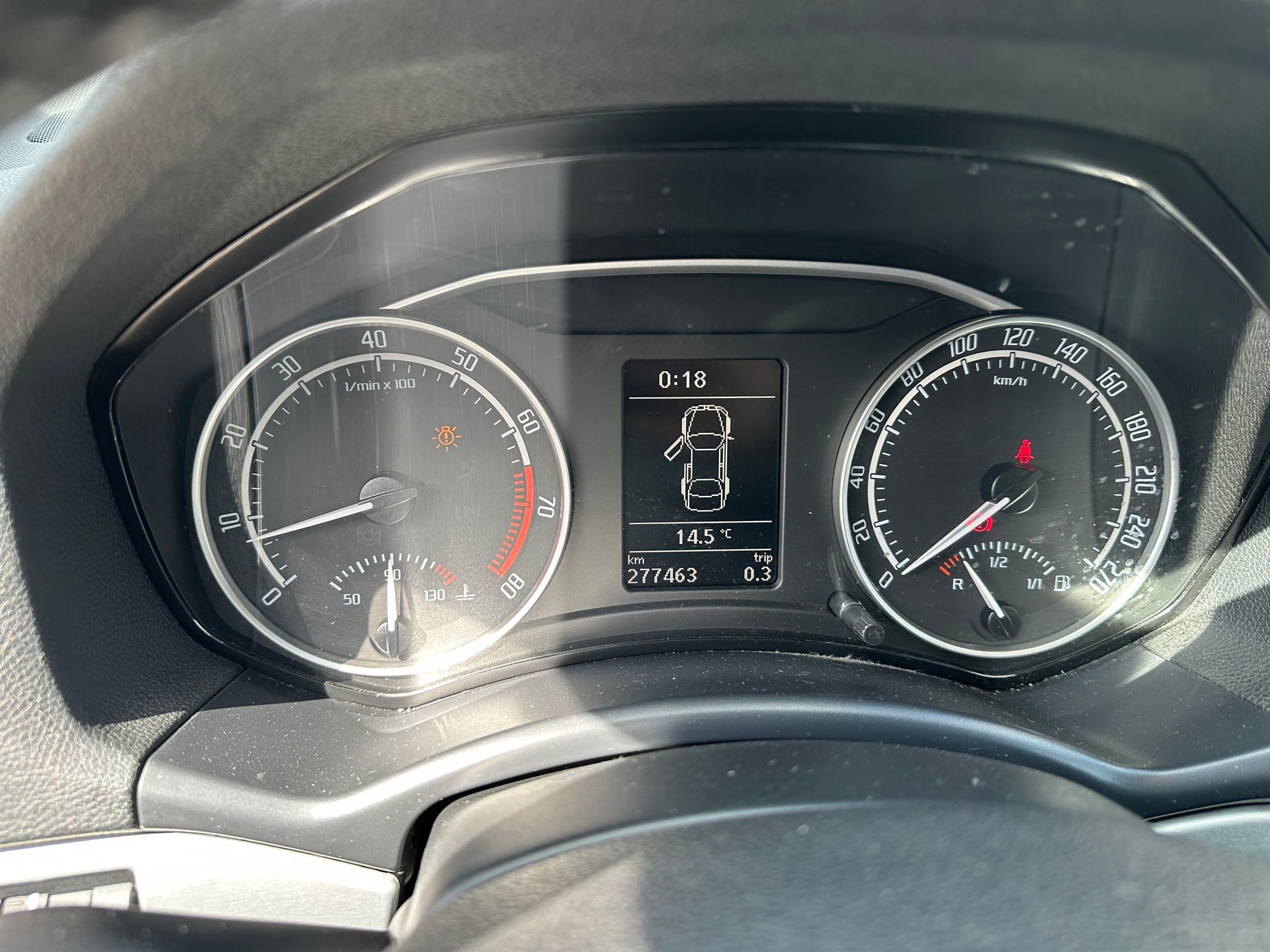 SKODA Octavia Combi 2.0 TSI RS-image-5