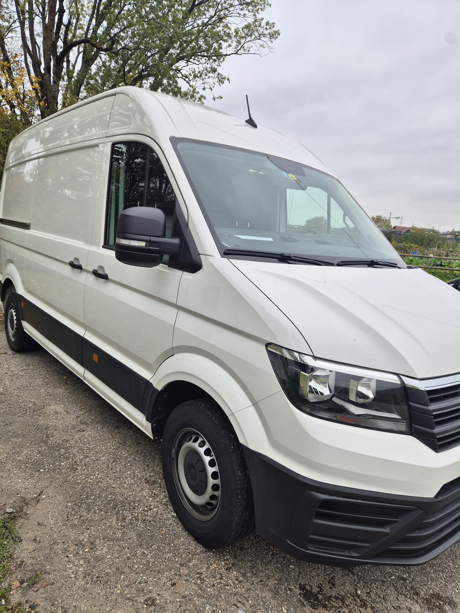 VW 2.0 TDI 140 Entry-image-1