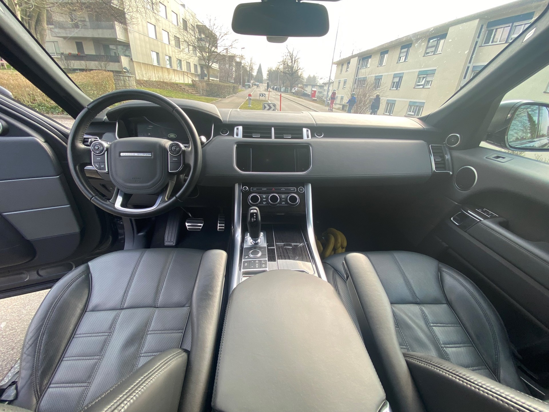 LAND ROVER Range Rover Sport 3.0 SDV6 SE Automatic-image-4