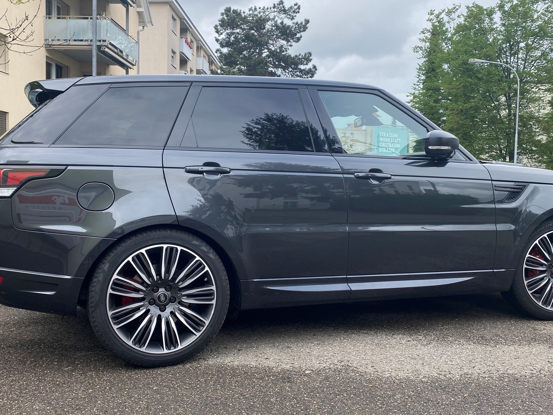 LAND ROVER Range Rover Sport 3.0 SDV6 SE Automatic-image-6