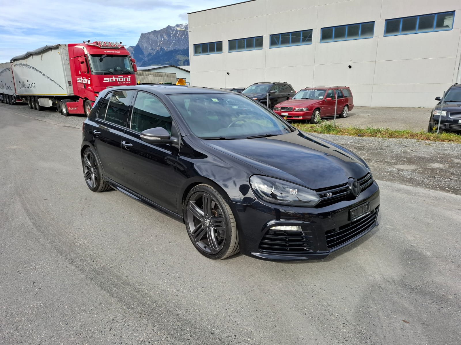 VW Golf 2.0 TSI R 4Motion DSG-image-2