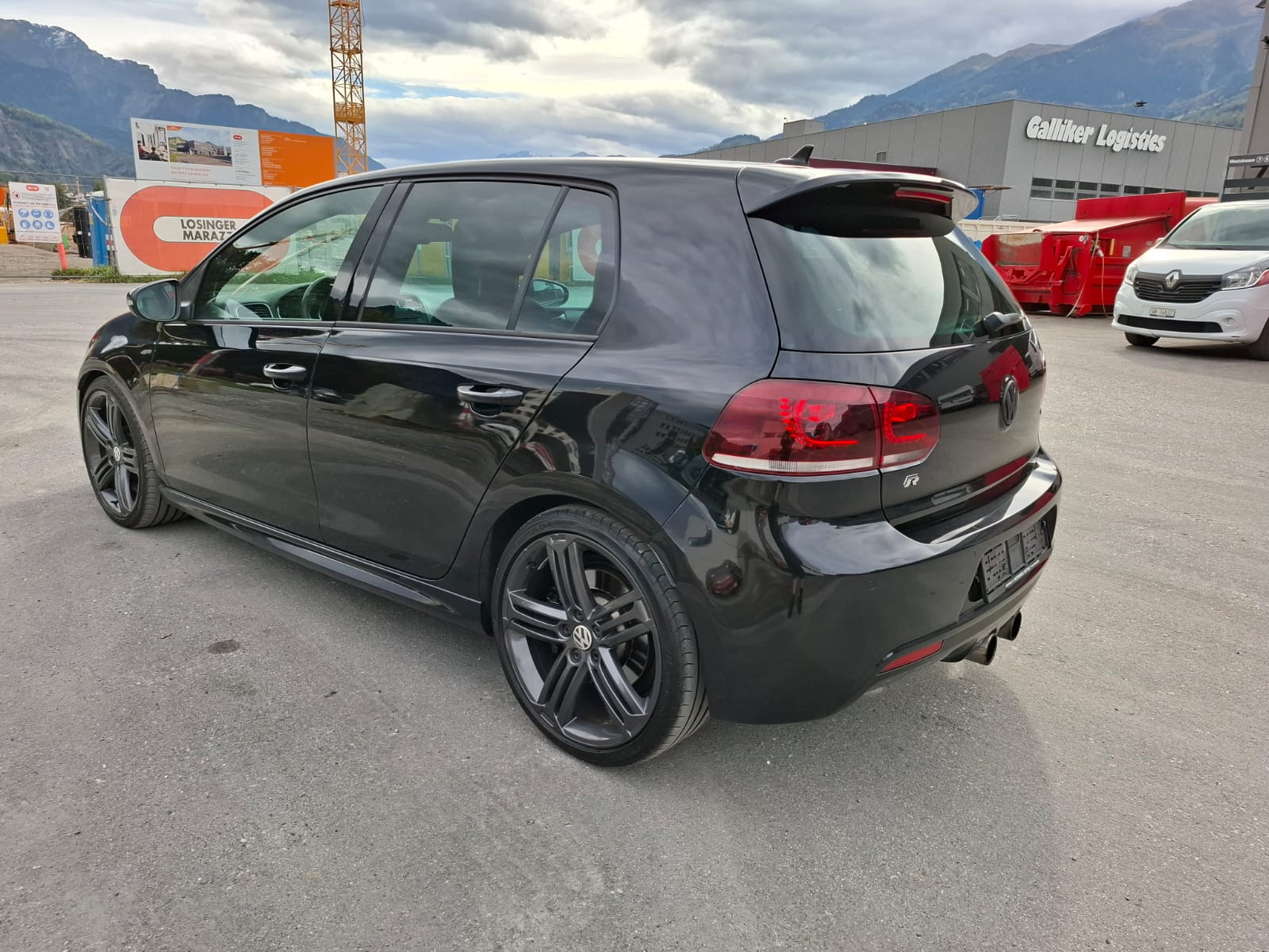 VW Golf 2.0 TSI R 4Motion DSG-image-3