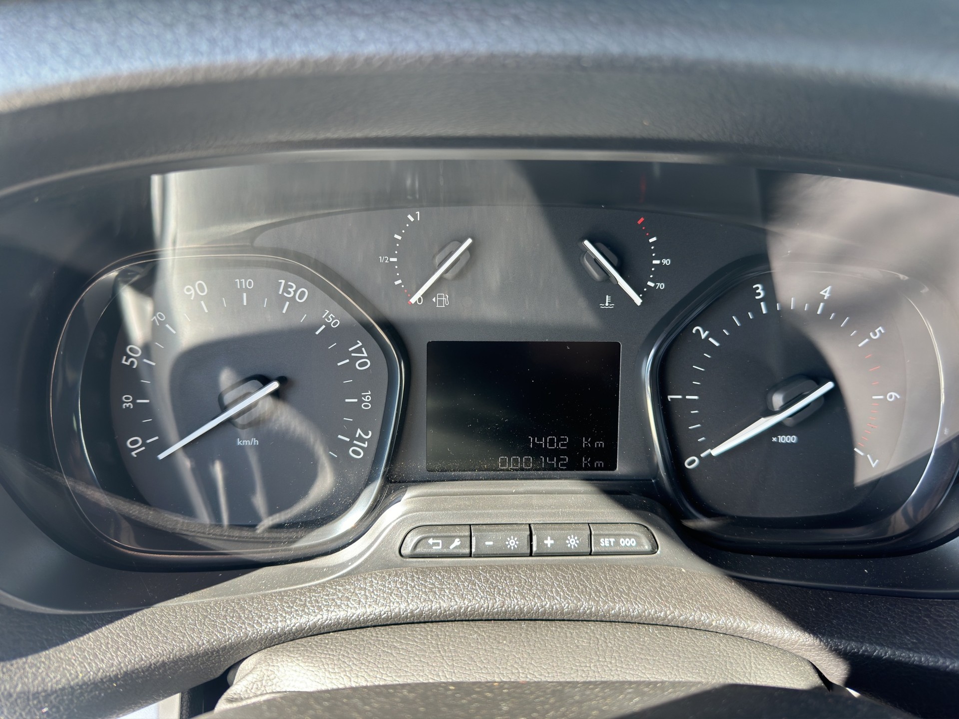 CITROEN CAMPSTER 2.0 BueHdi 150 CV S&S BVM6-image-16