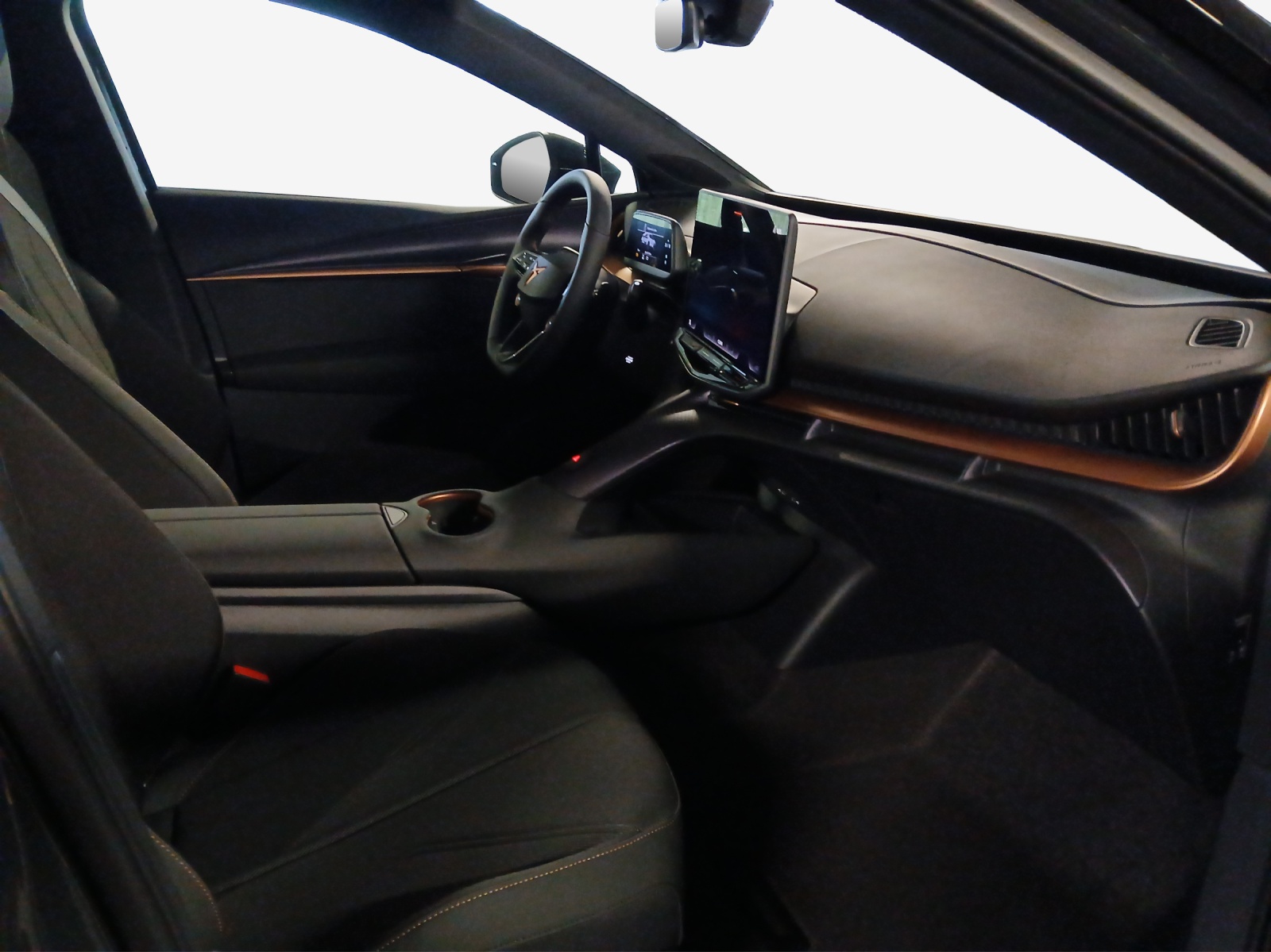 CUPRA Tavascan 77 kWh Edge 4D-image-13