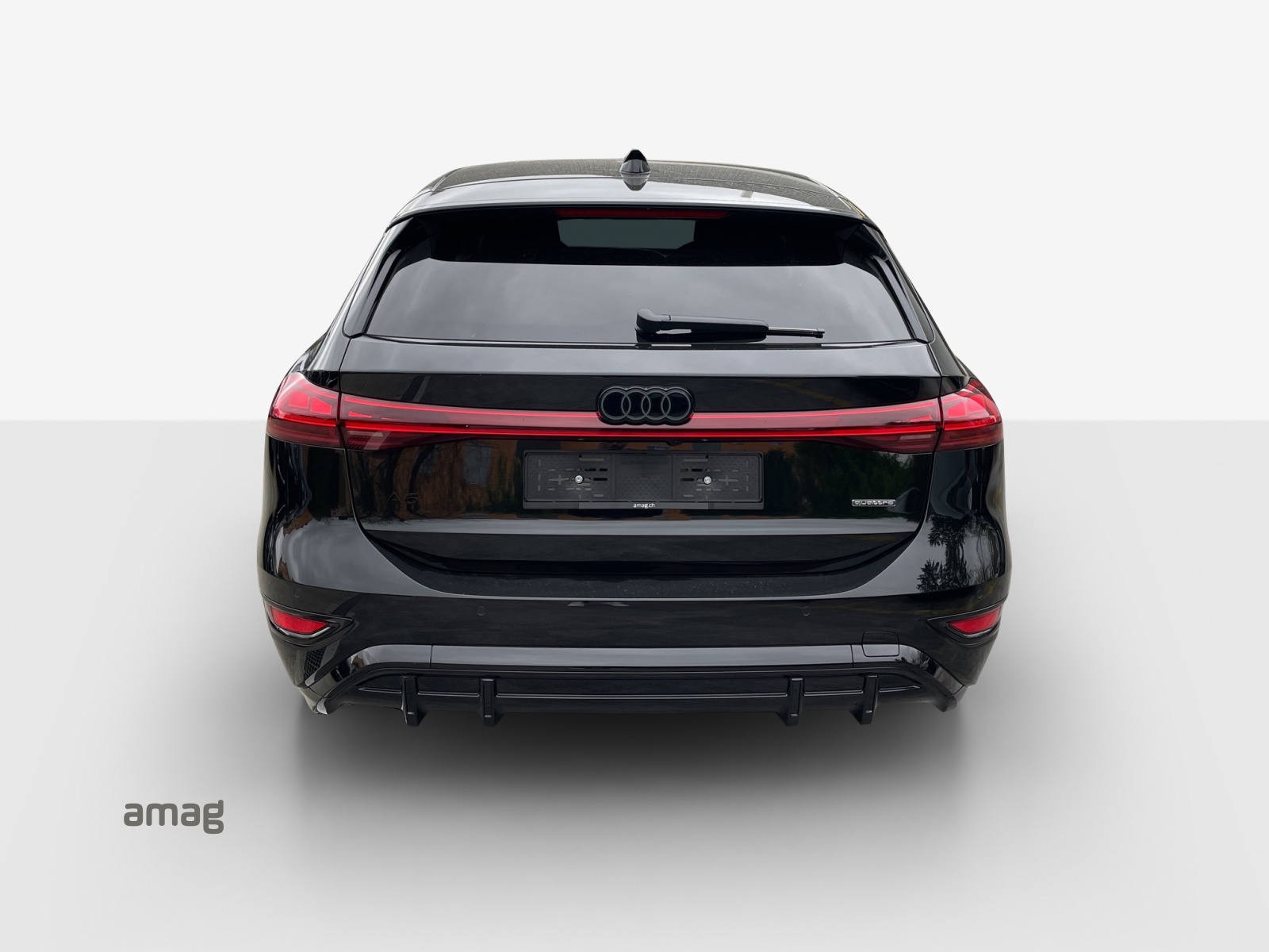 AUDI A6 Avant e-tron quattro-image-3