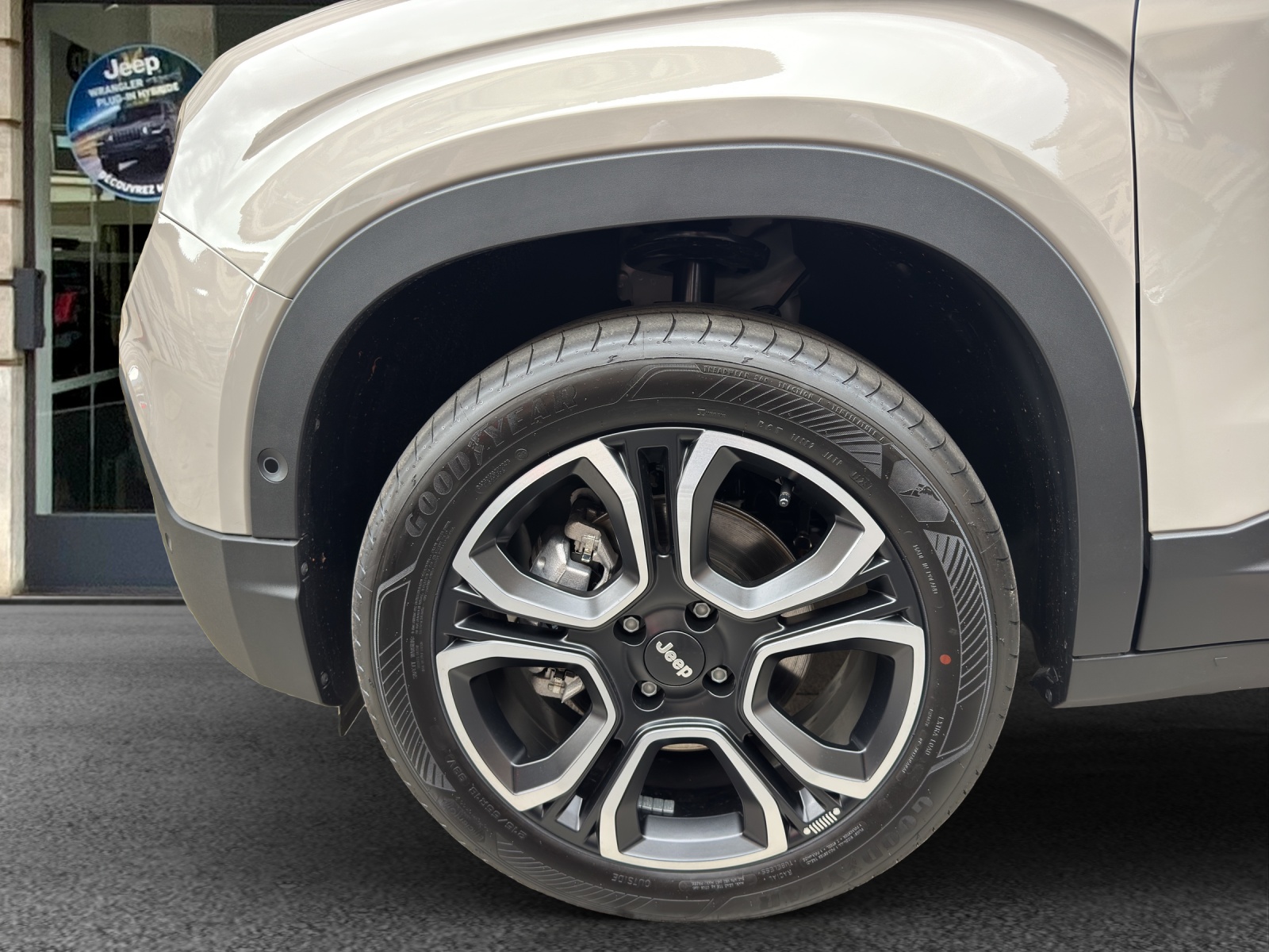 JEEP Avenger 1.2 Turbo MHEV Summit-image-22