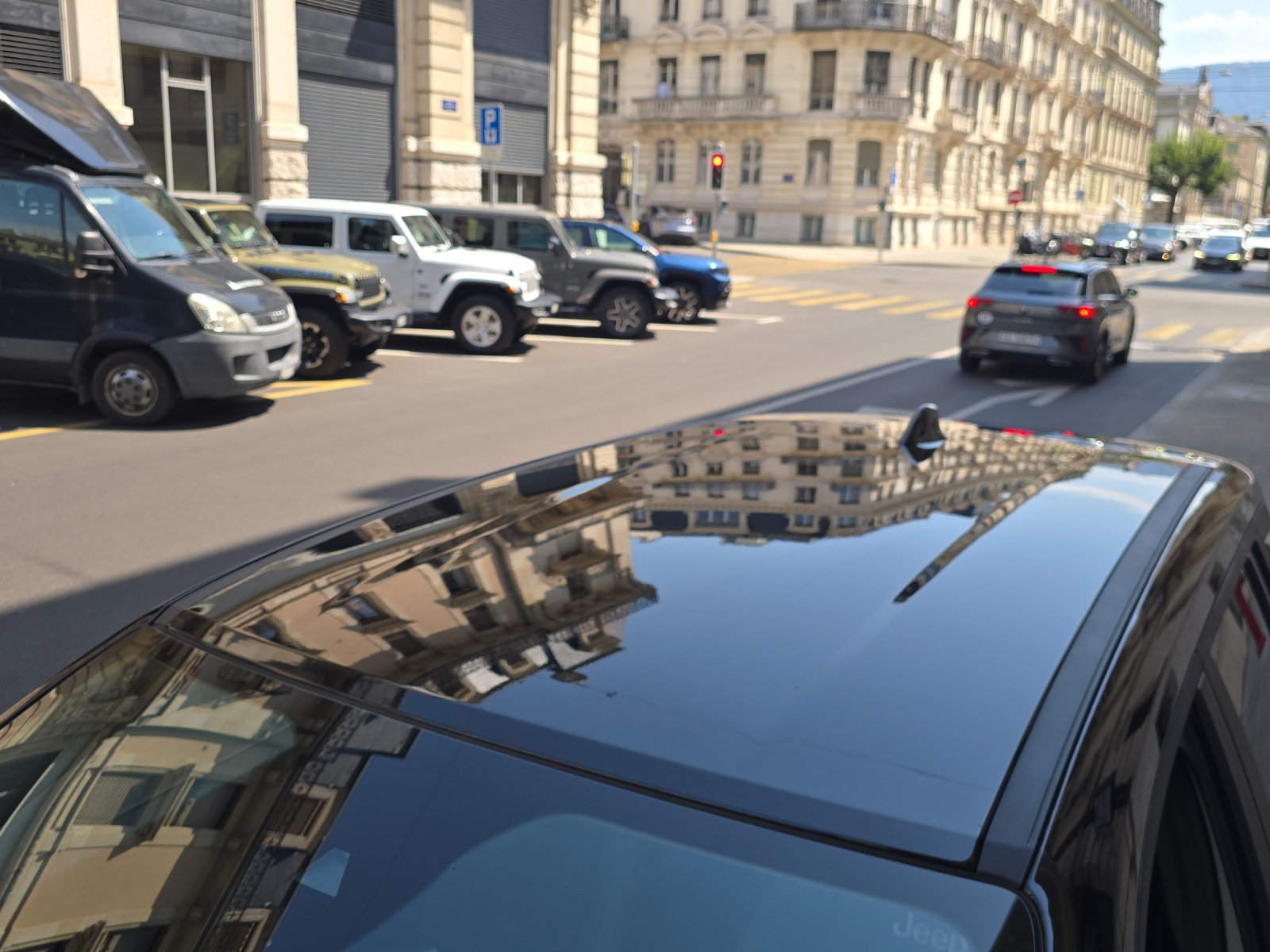 JEEP Avenger 1.2 Turbo MHEV Summit-image-23