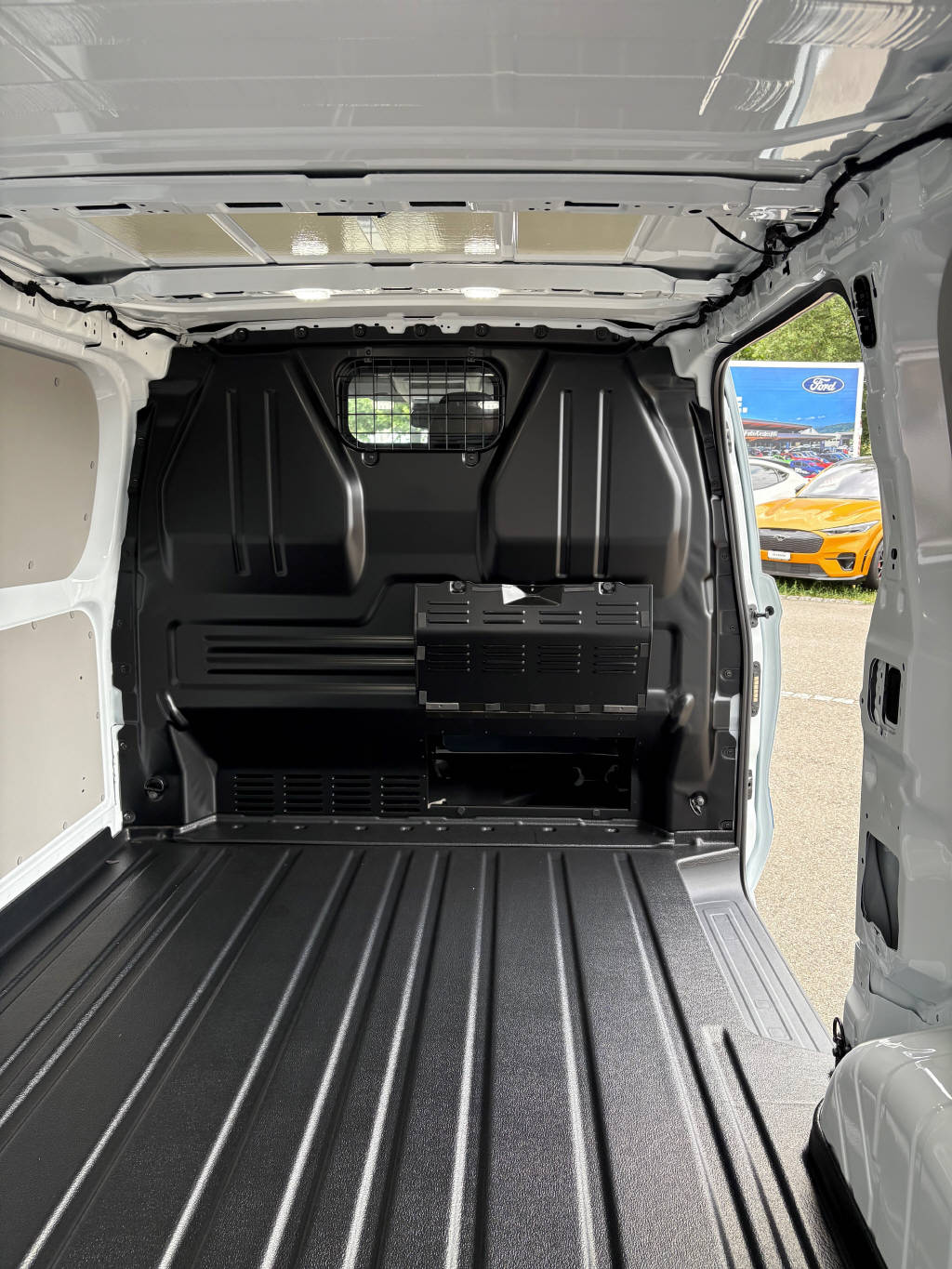 FORD Transit Custom Van 320 L1 2.0 EcoBlue 170 Trend 4x4-image-7