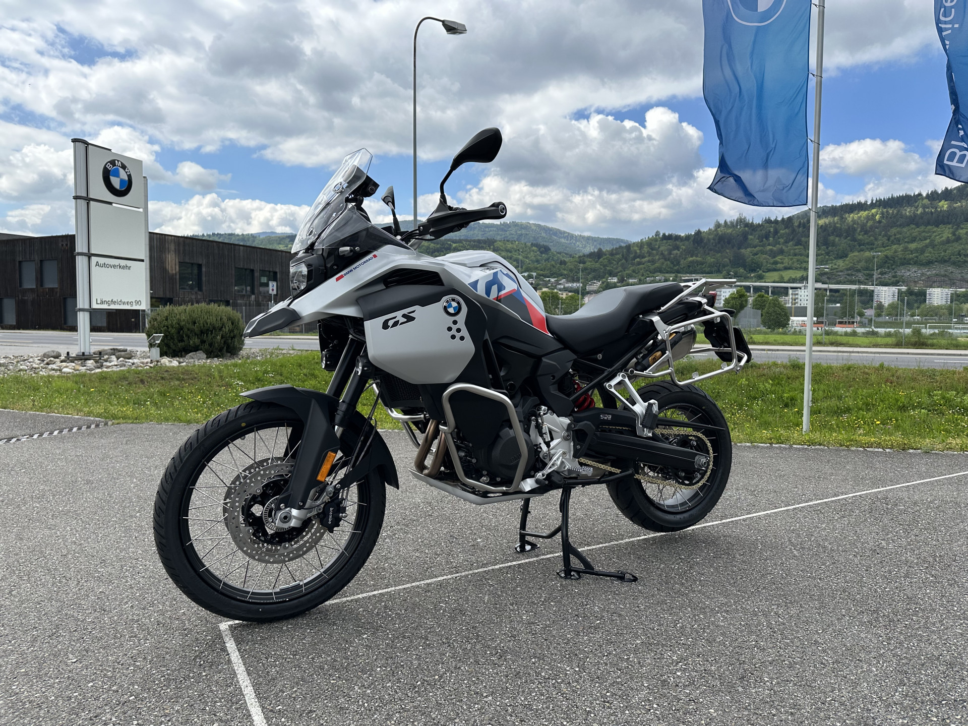 BMW F 900 GS Adventure-image-4