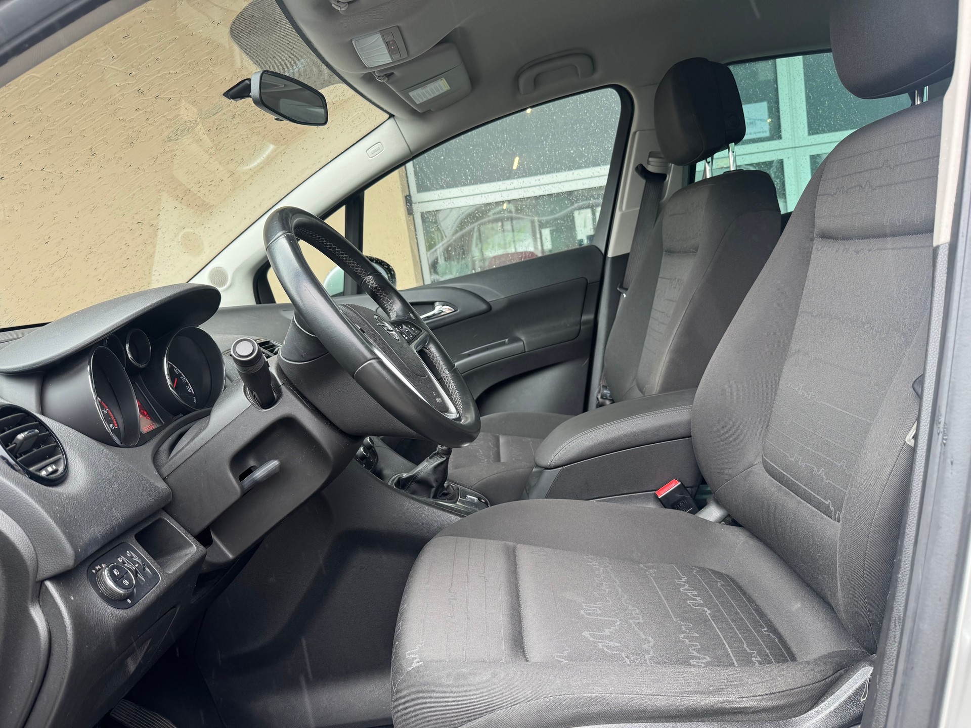 OPEL Meriva 1.4 Turbo Cosmo-image-4