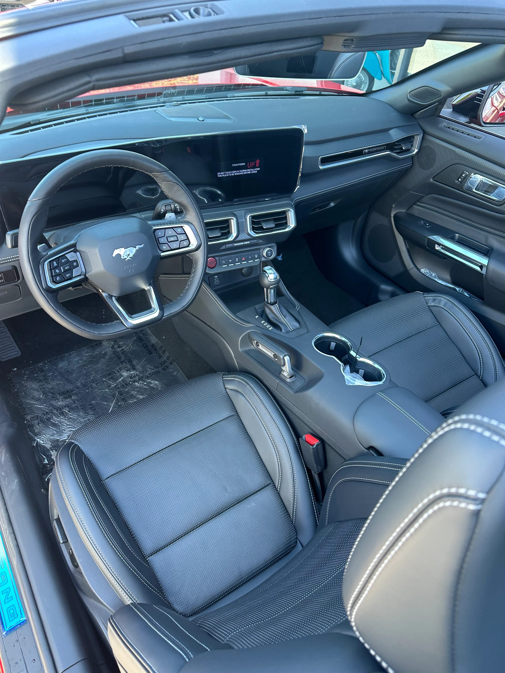 FORD Mustang Convertible 5.0 V8 GT-image-8