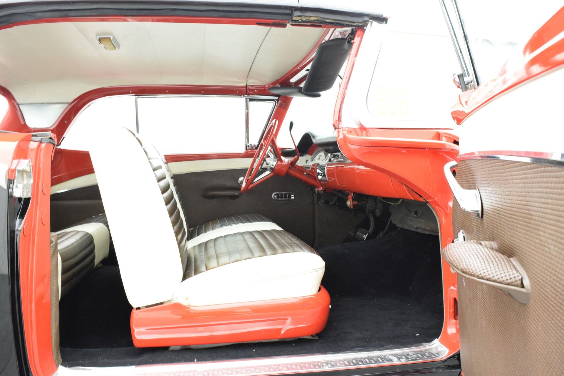 FORD Fairlane 500 Skyliner Convertible-image-14