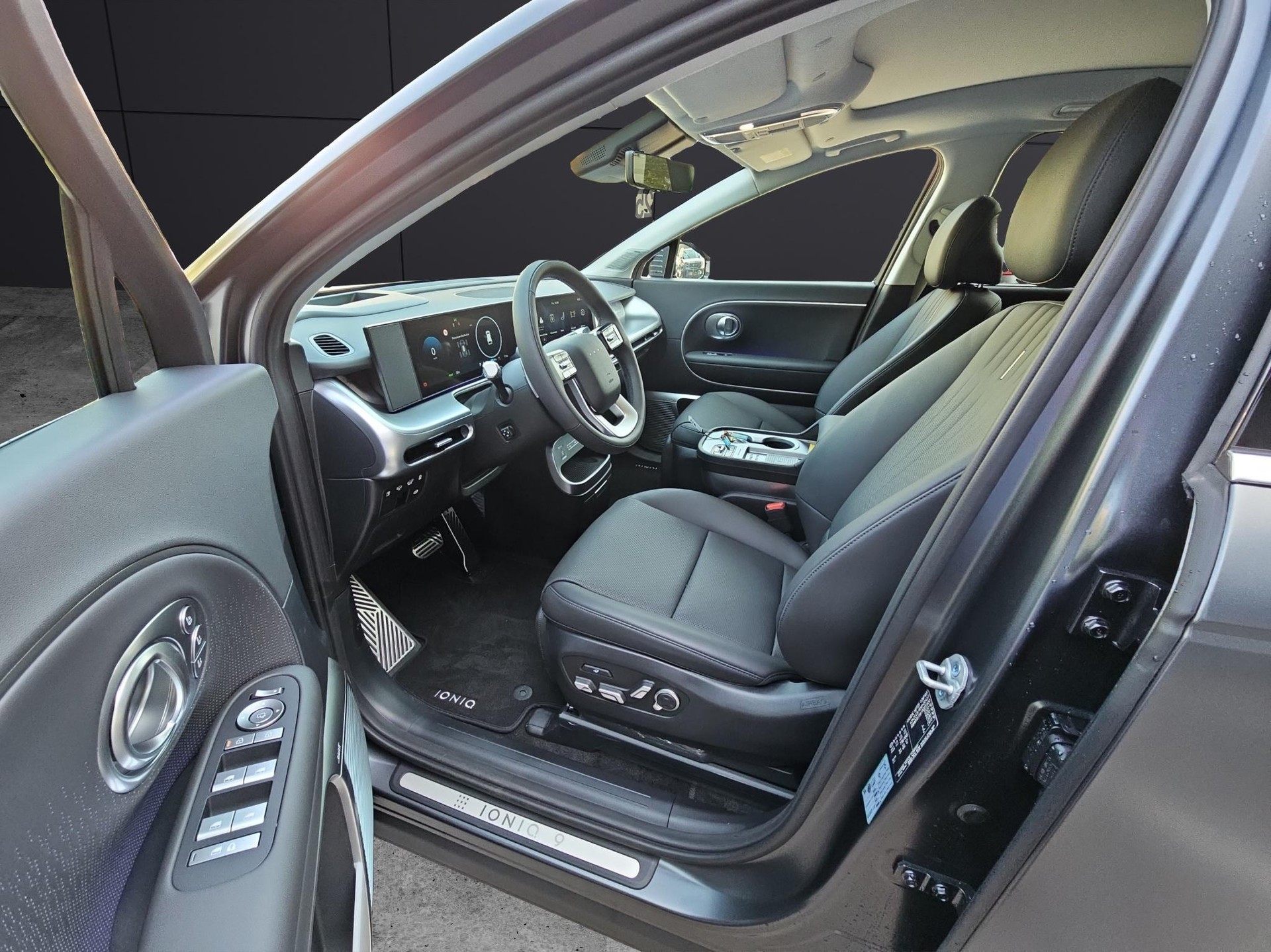 HYUNDAI Ioniq 9 Calligraphy 4WD-image-22