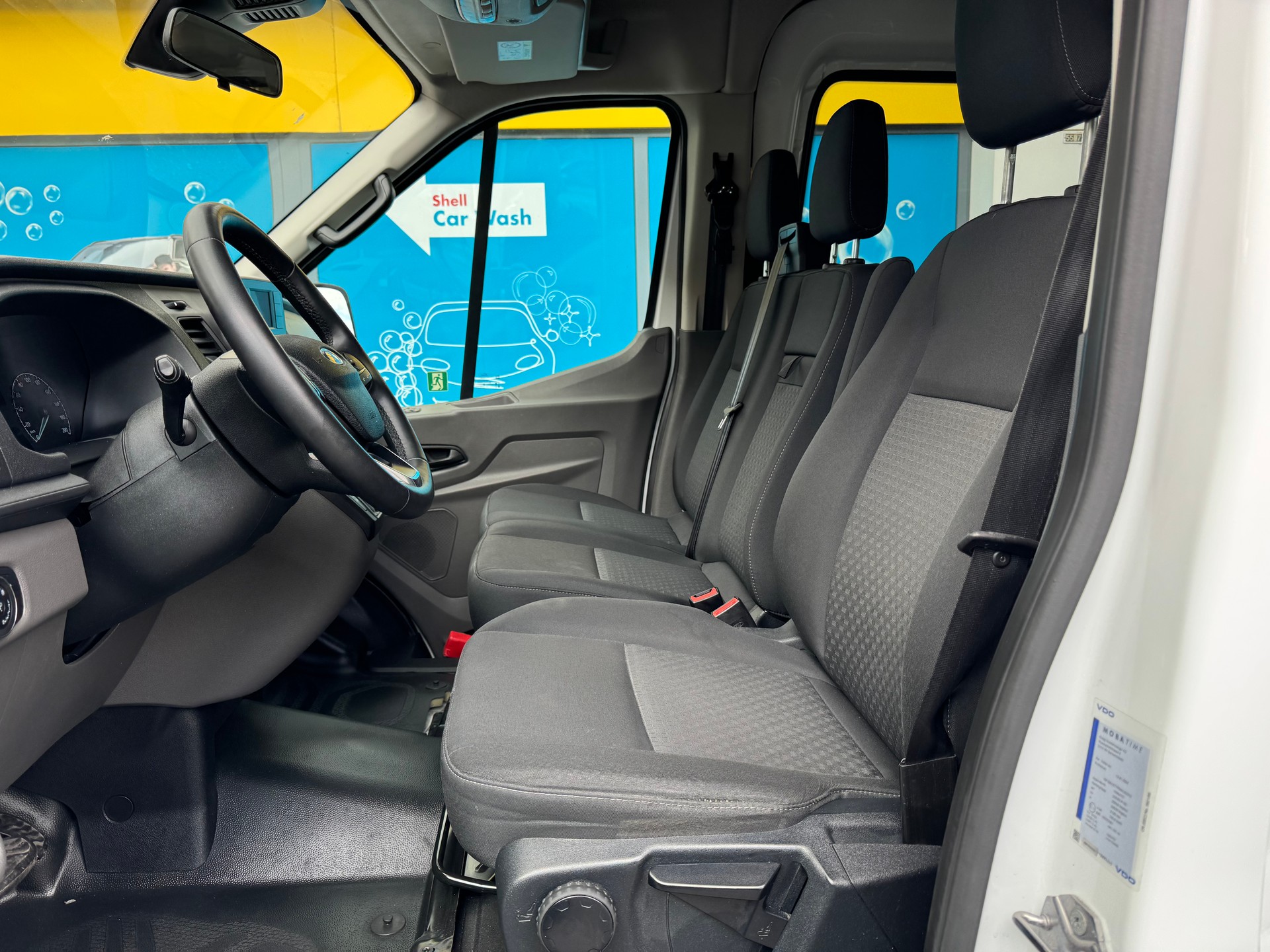 FORD Transit 410 L3H2 Trend RWD A-image-7