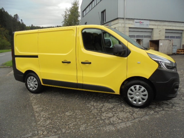 RENAULT Trafic 2.0 ENERGY dCi145 3.0t Business L1H1-image-2