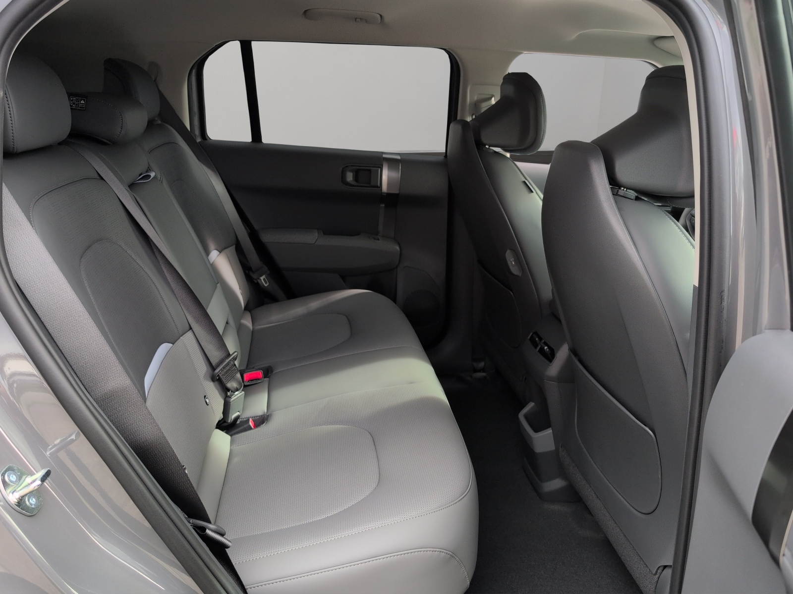 KIA EV3 81,4 kWh Earth+/ Wärmepumpe / 7-Jahre Garantie / 0.99% Leasing-Aktion-image-11
