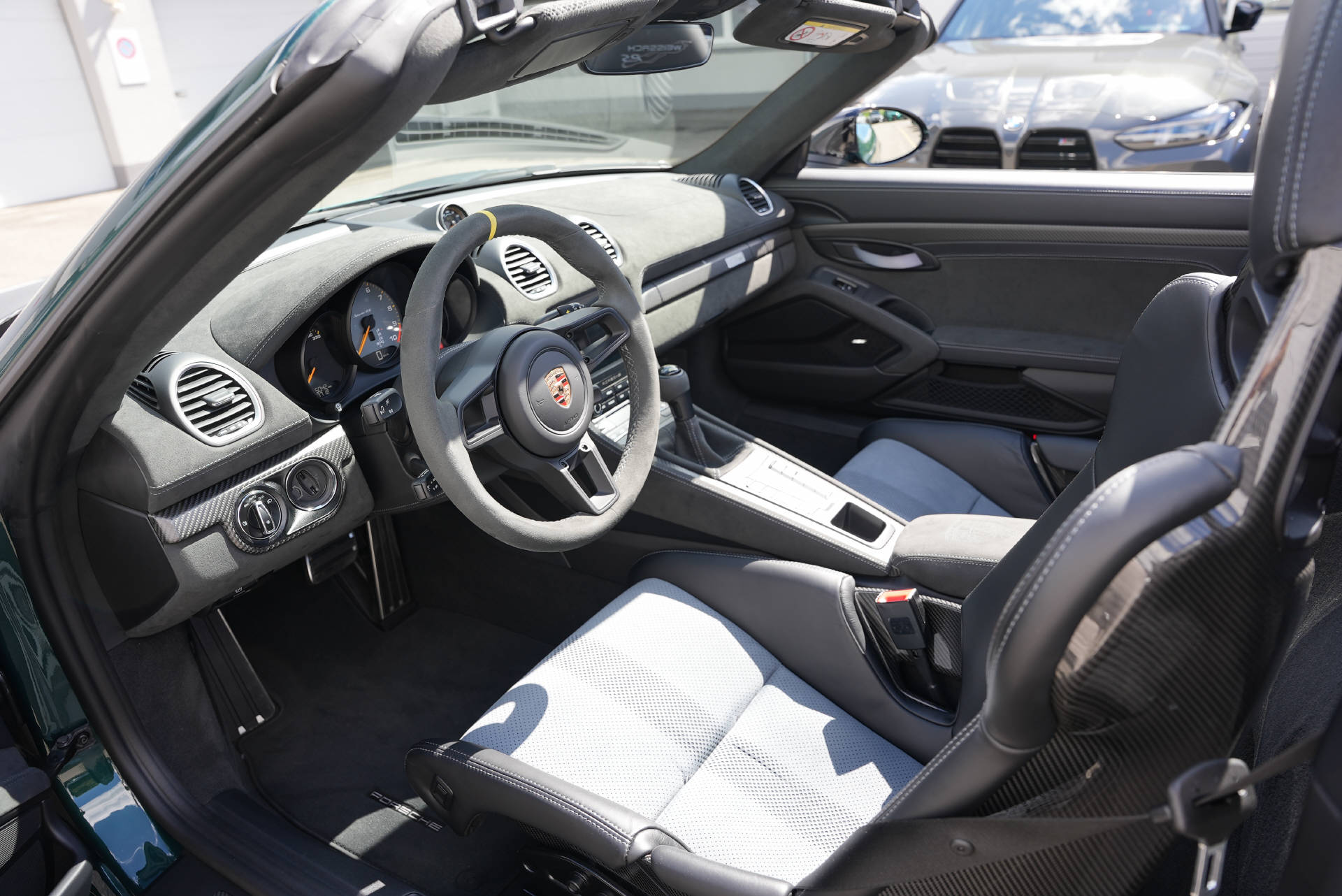 PORSCHE 718 Spyder RS Weissach-image-6
