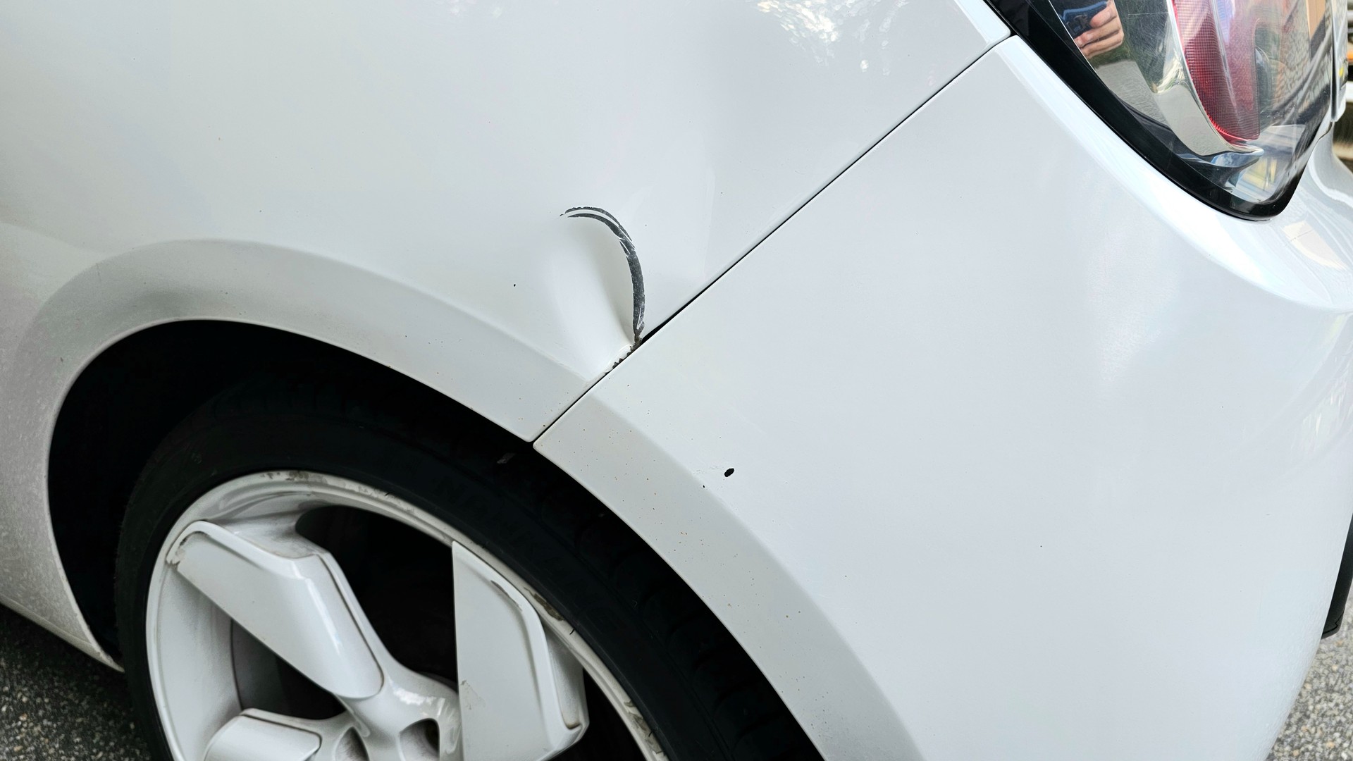 OPEL Adam 1.4 ecoFLEX White Link-image-9