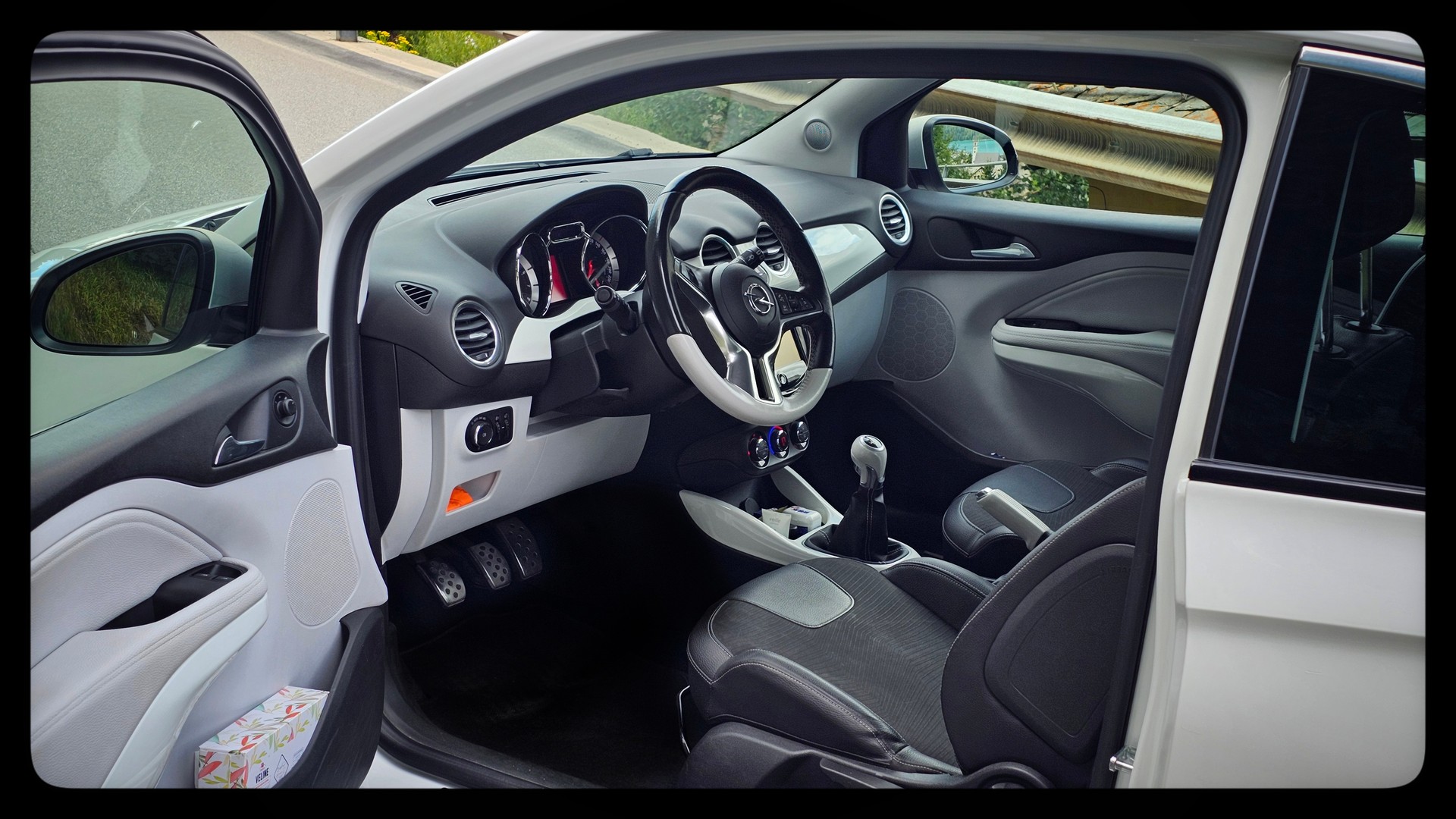 OPEL Adam 1.4 ecoFLEX White Link-image-10