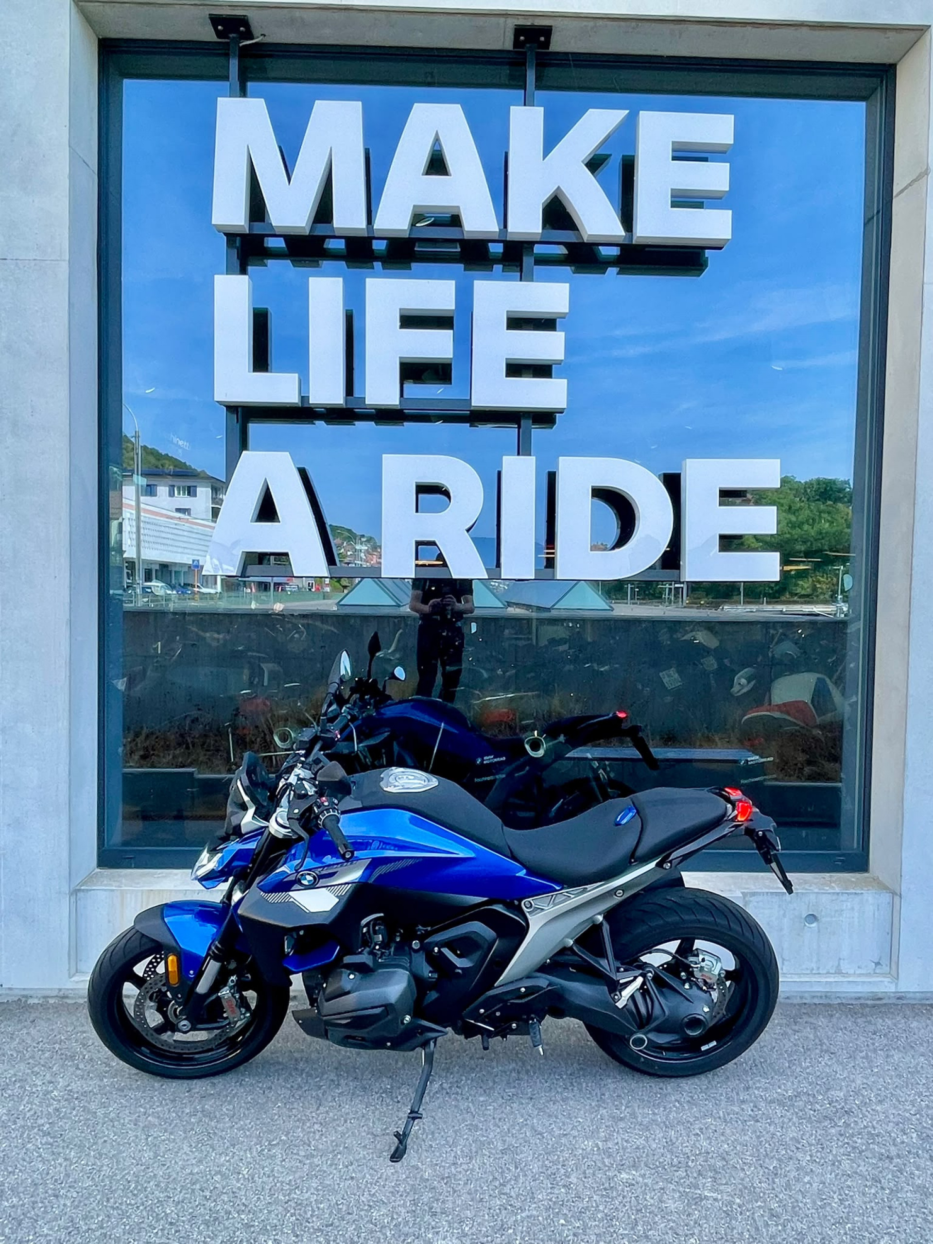 BMW R 1300 R-showroom-element-2