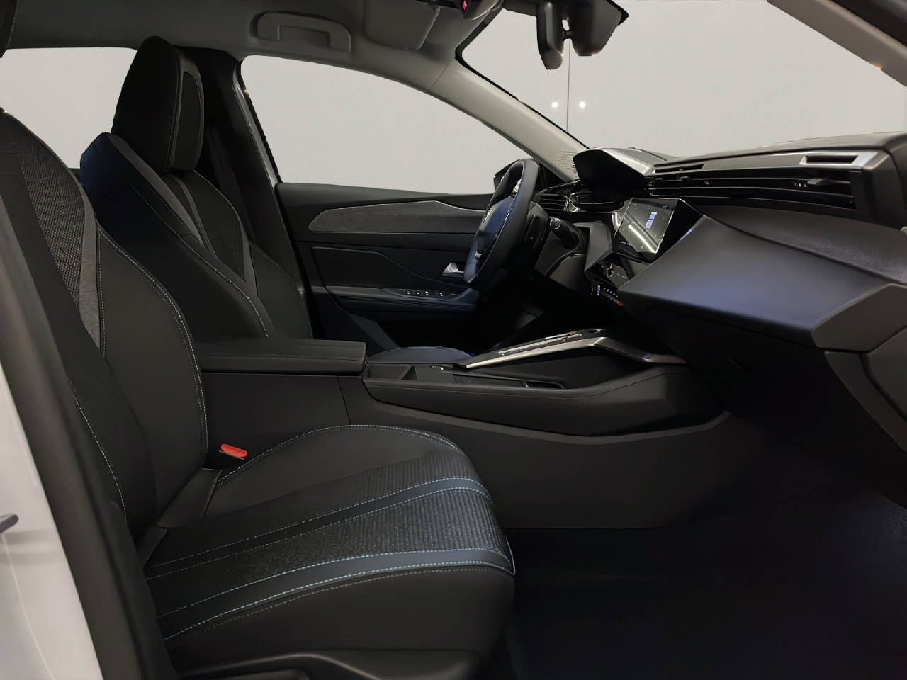PEUGEOT 308 SW 1.2 Hybrid Allure-image-11