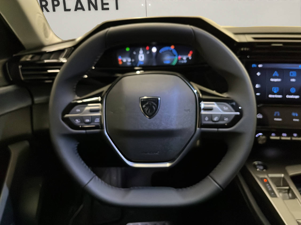 PEUGEOT 308 SW 1.2 Hybrid Allure-image-6