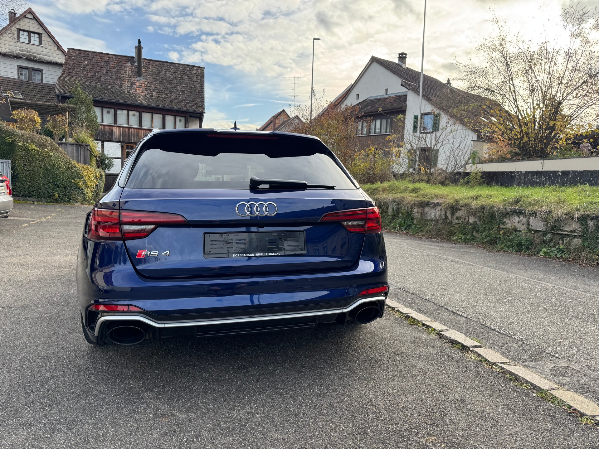 AUDI RS4 Avant 2.9 TFSI quattro tiptronic-image-3