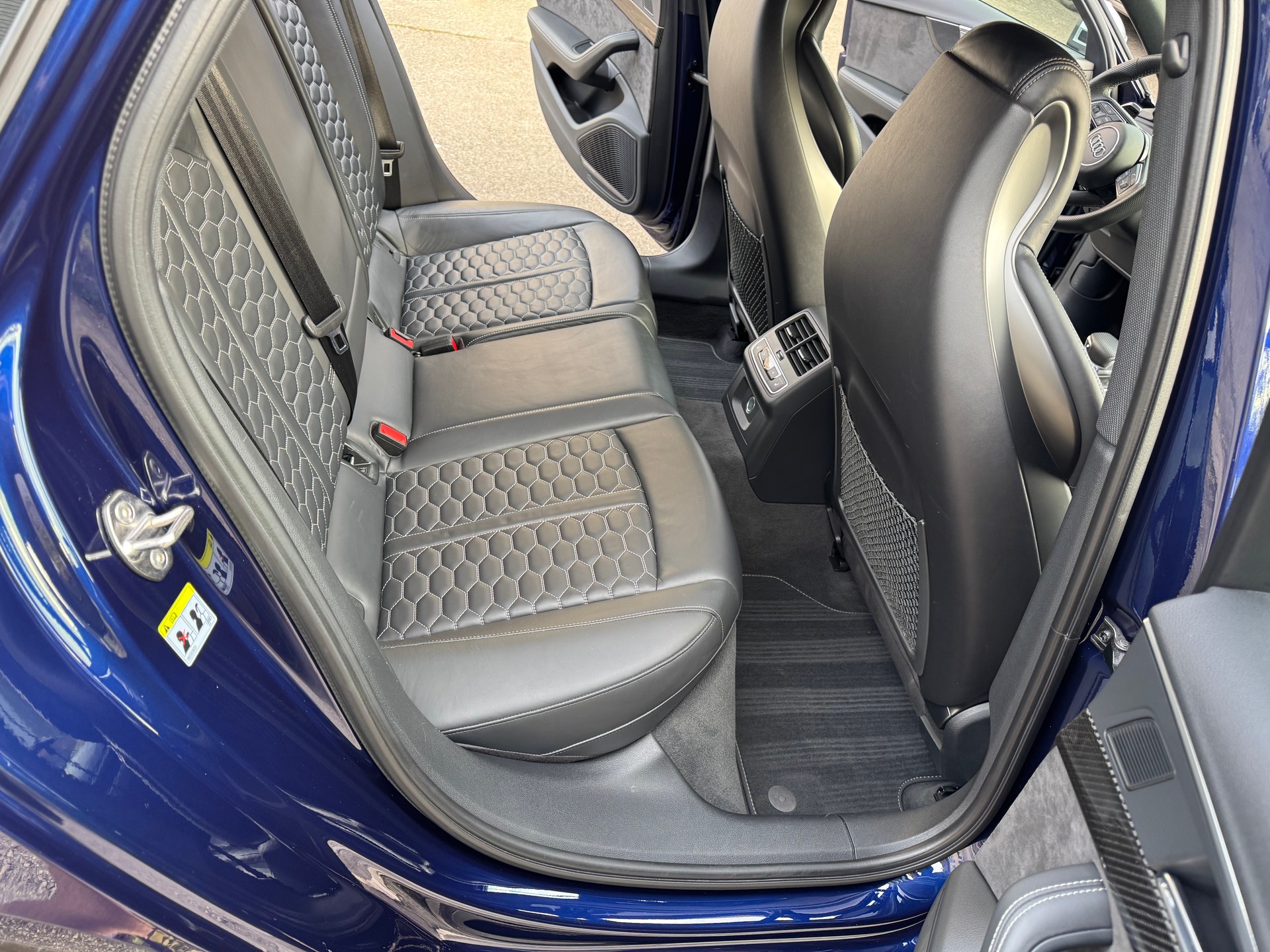 AUDI RS4 Avant 2.9 TFSI quattro tiptronic-image-9