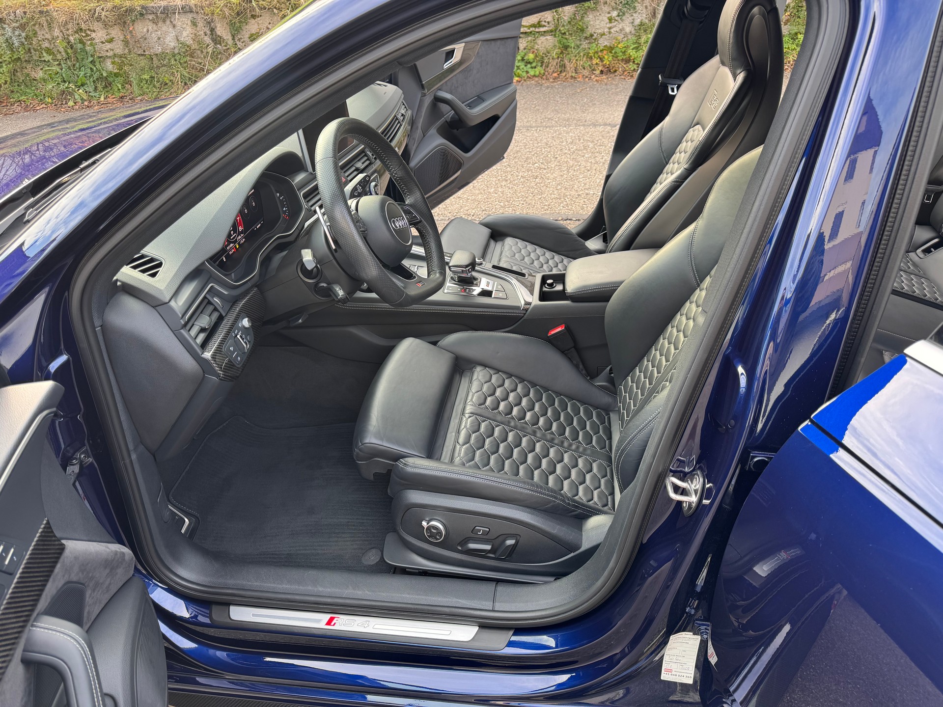 AUDI RS4 Avant 2.9 TFSI quattro tiptronic-image-7