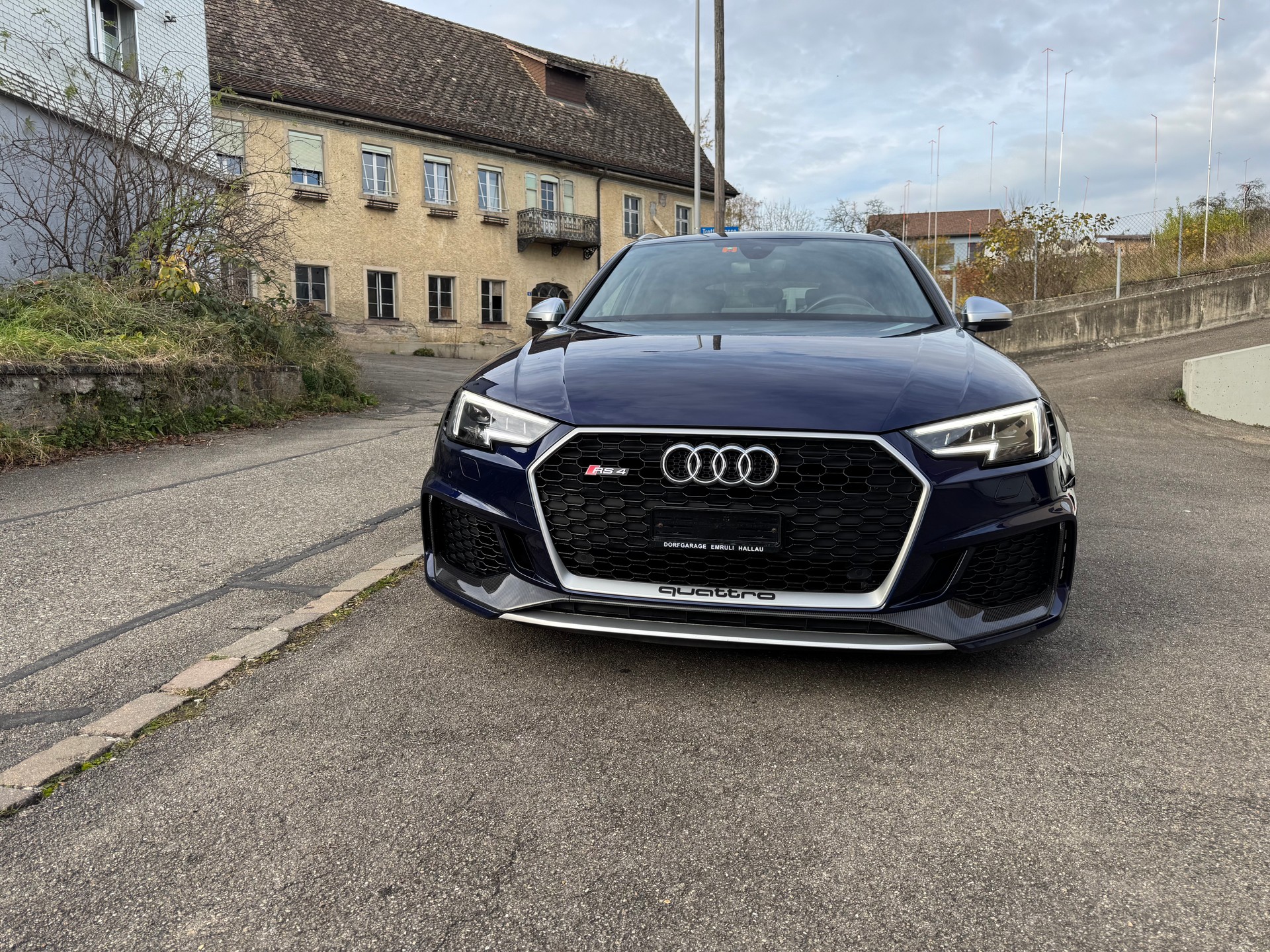 AUDI RS4 Avant 2.9 TFSI quattro tiptronic-image-0