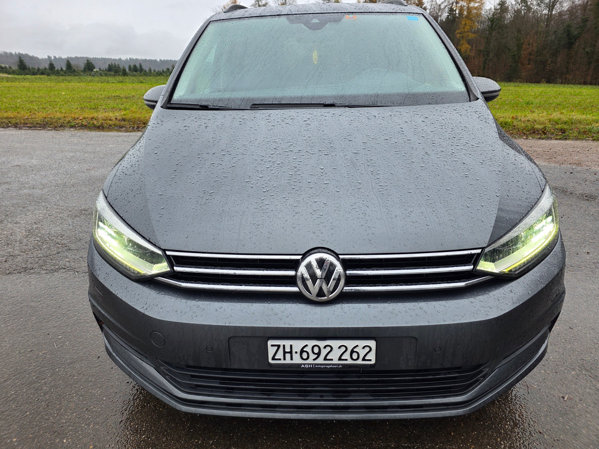 VW Touran 1.6 TDI BlueMotion Technology Family-image-0
