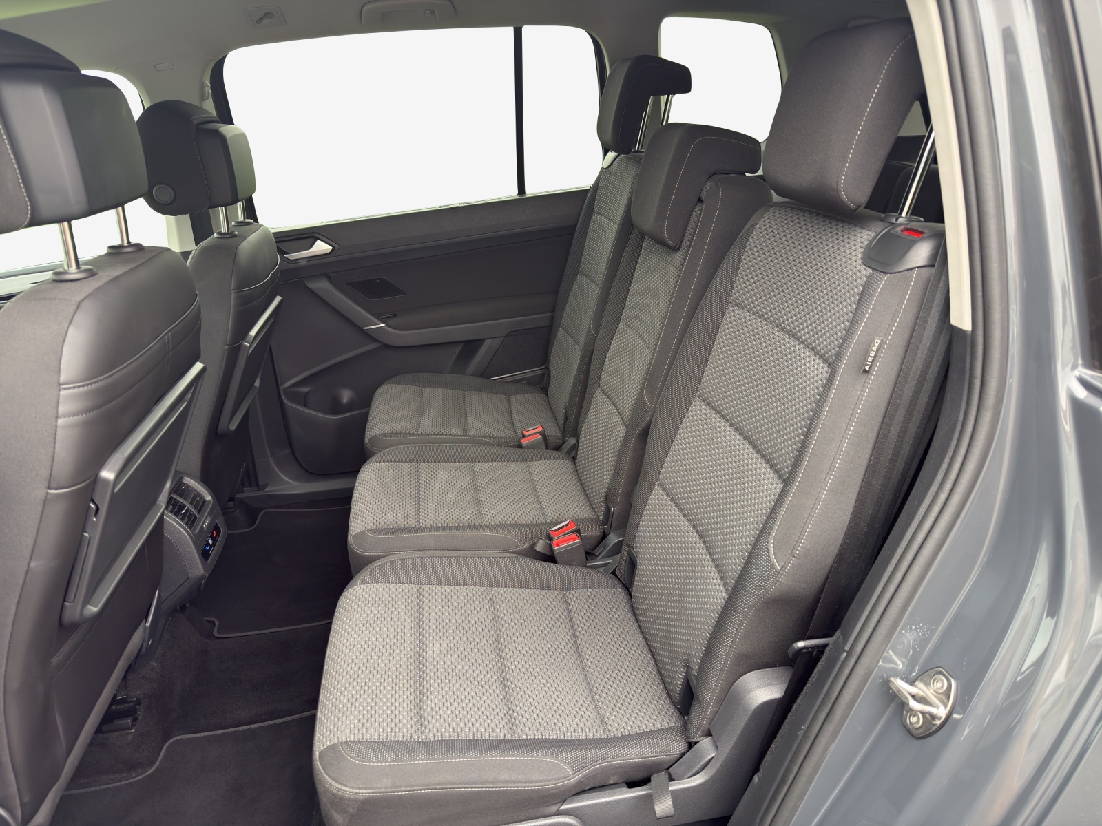 VW Touran 1.5 TSI EVO Comfortline United DSG-image-11