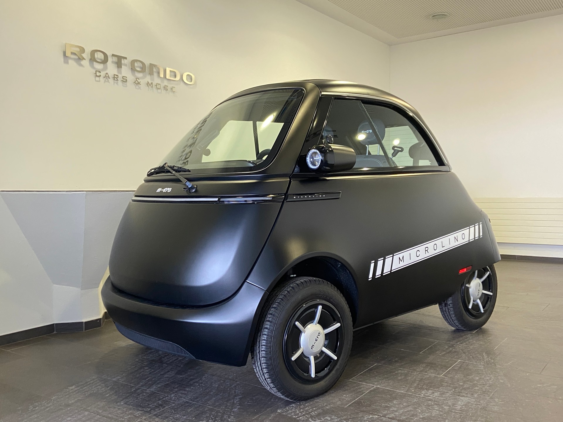 MICRO Microlino 10.5 kWh Medium Range-image-0