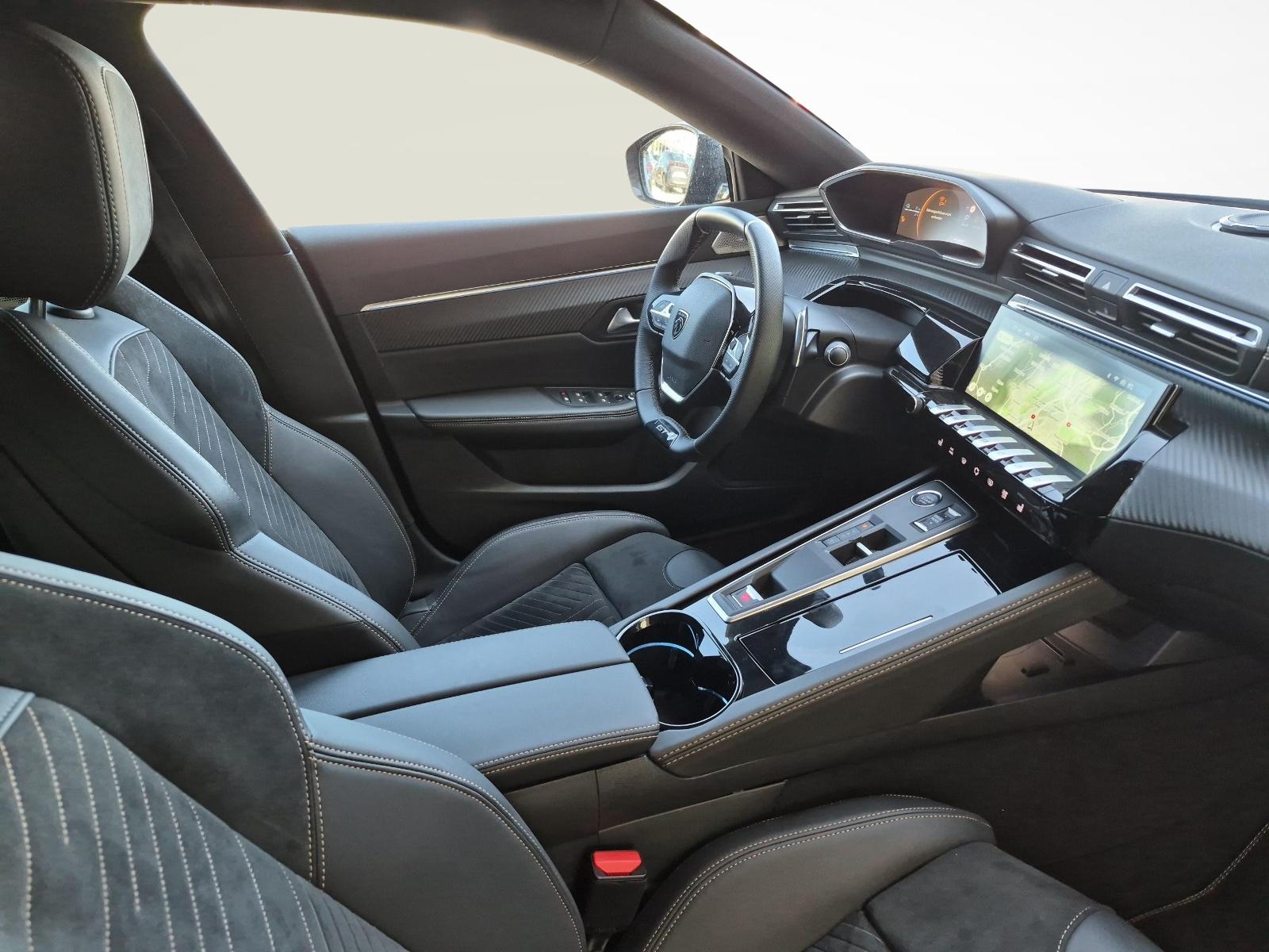PEUGEOT 508 SW 1.6 Plug-in Hybrid GT-image-9